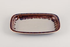 Jens Harald Quistgaard for Bing & Grøndahl, "Mexico" round dish and oval dish
