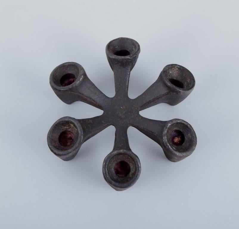 Jens Harald Quistgaard for Dansk Designs. Set of six candle holders in cast iron In Excellent Condition For Sale In Copenhagen, DK
