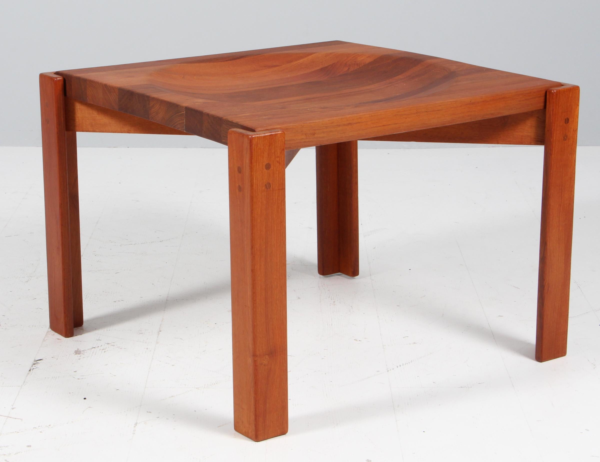 Jens Harald Quistgaard fruit tray in solid teak, mounted on legs.

Made in the 1960s.