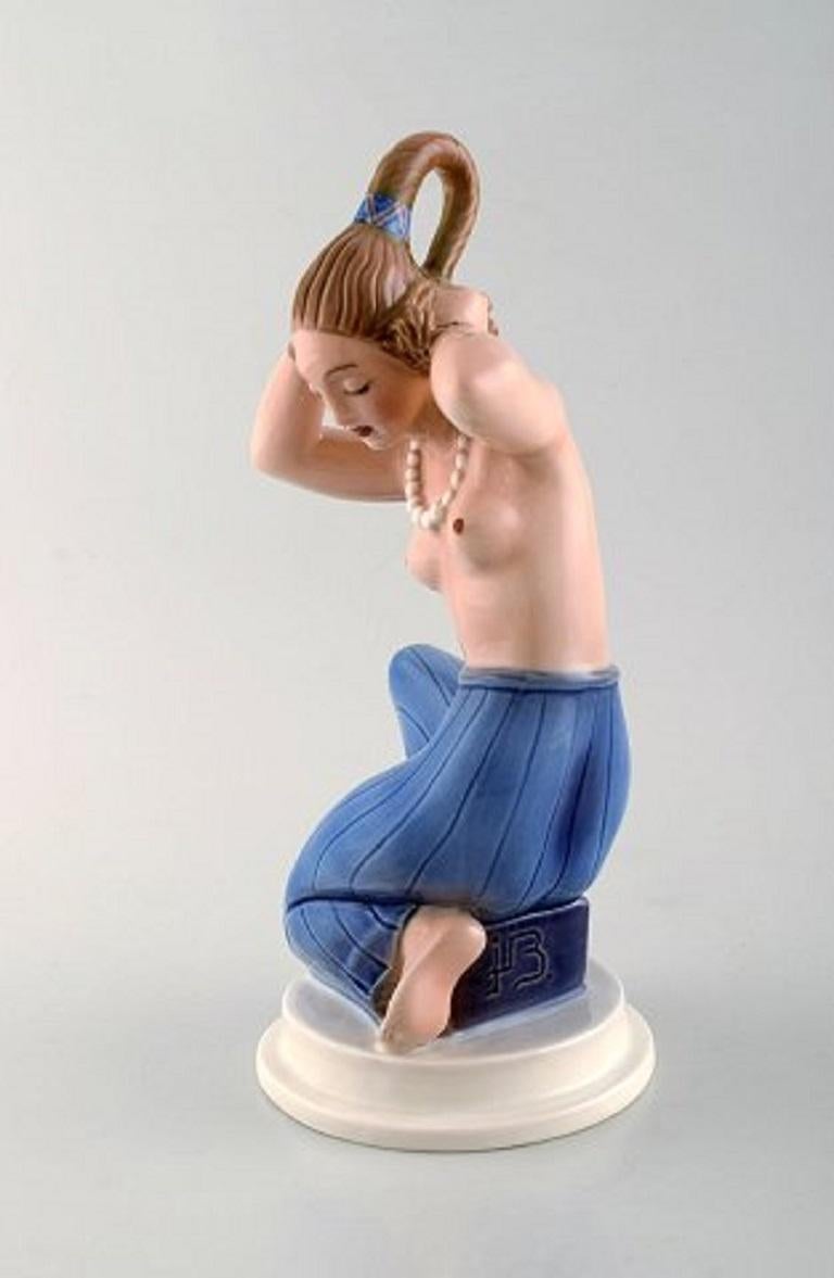 Jens Jacob Bregnø for Dahl-Jensen. Figure of porcelain nr. 1177, 'Morgen'.
Measures: Height 27 cm.
In perfect condition
First factory quality.