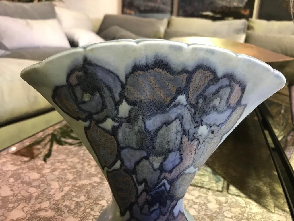 Jens Jensen Signed Rookwood Pottery Fan Vase Vessel In Good Condition In Studio City, CA