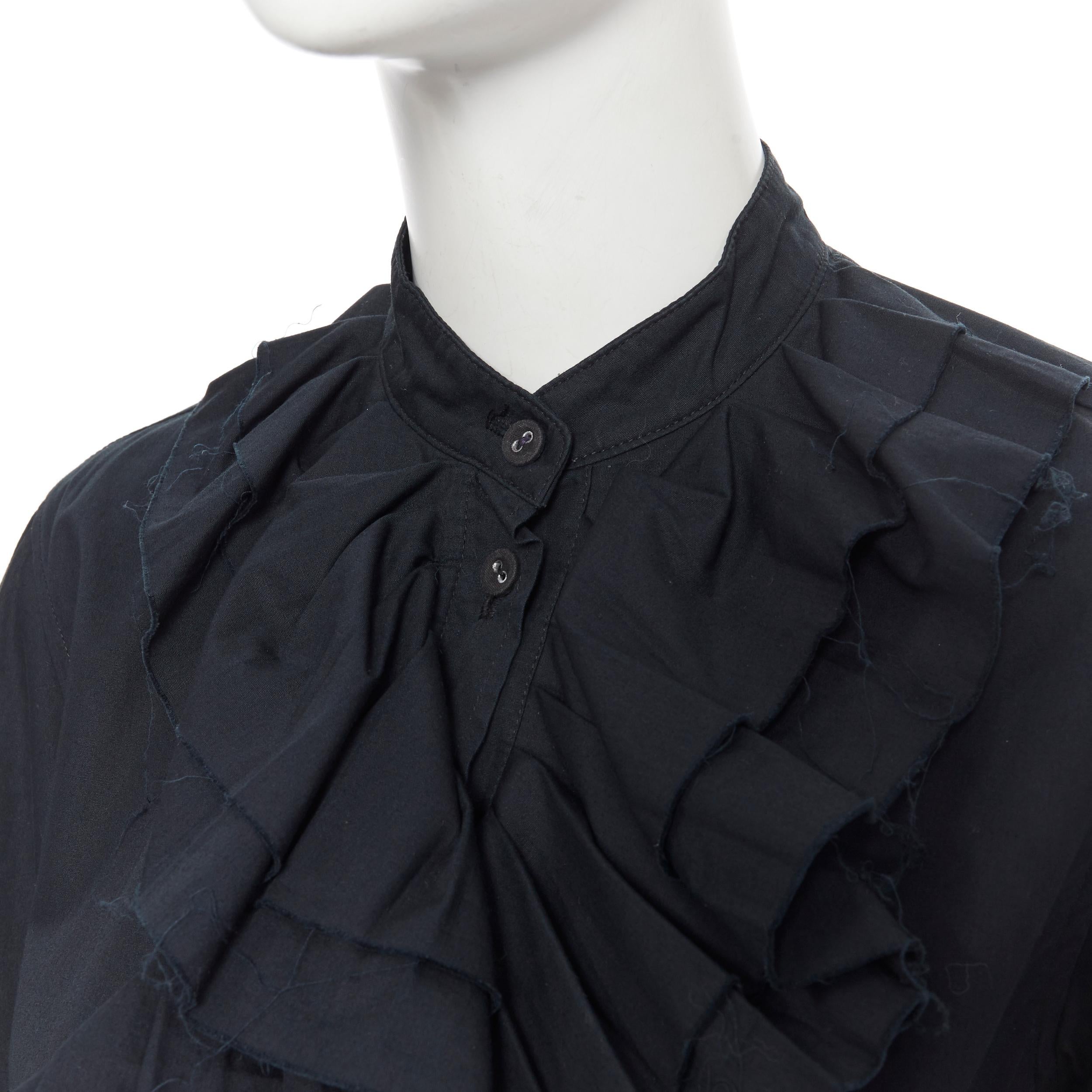 JENS LAUGESEN dark green black Victorian ruffle collar long sleeve shirt UK10 
Reference: CRTI/A00251 
Brand: Jens Laugesen 
Designer: Jens Laugesen 
Material: Cotton 
Color: Black 
Pattern: Solid 
Closure: Button 
Made in: United Kingdom