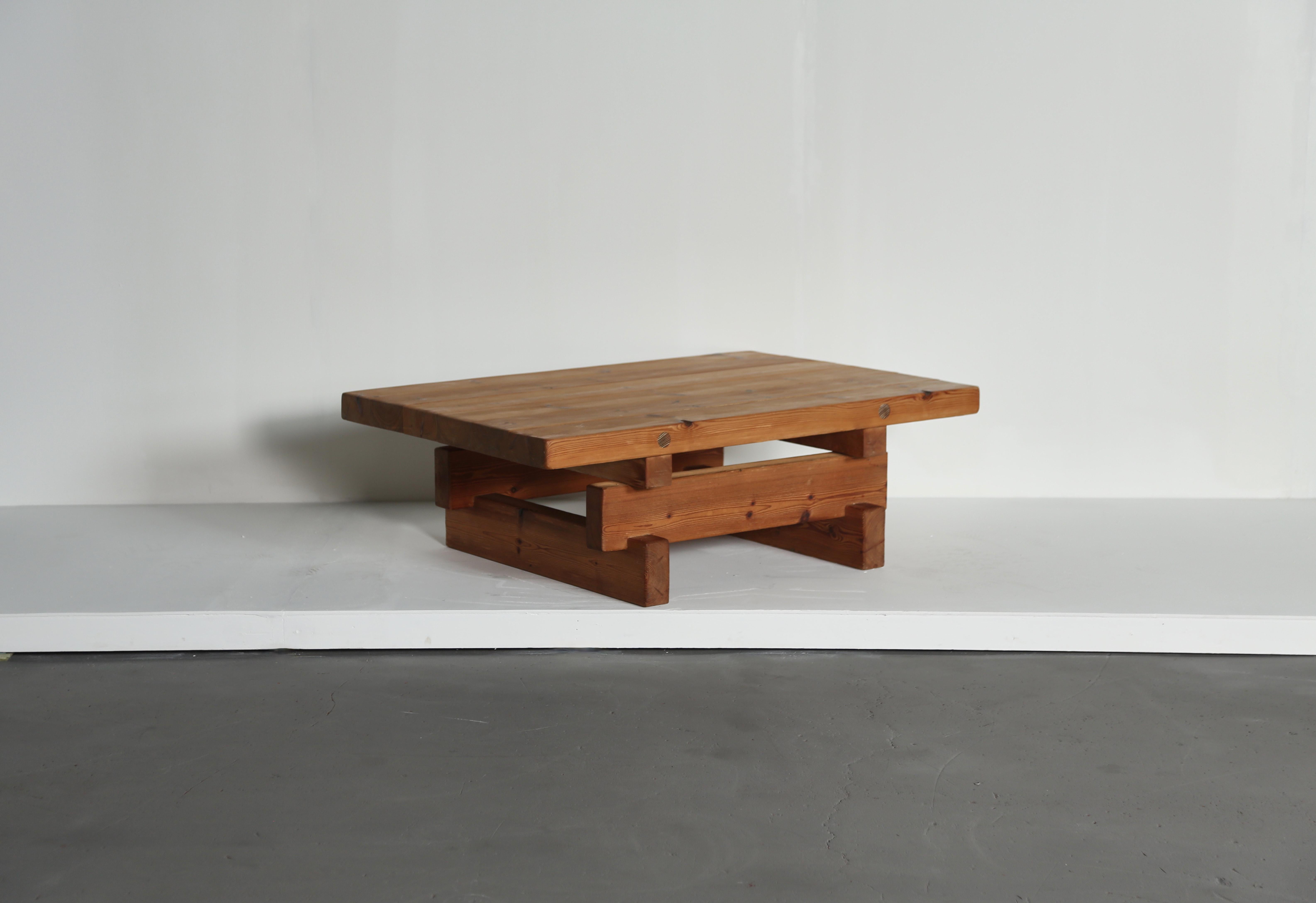 Jens Lyngsøe Pine Coffee Table, Havdrup Trævarefabrik for Anton Dam, Denmark For Sale 6