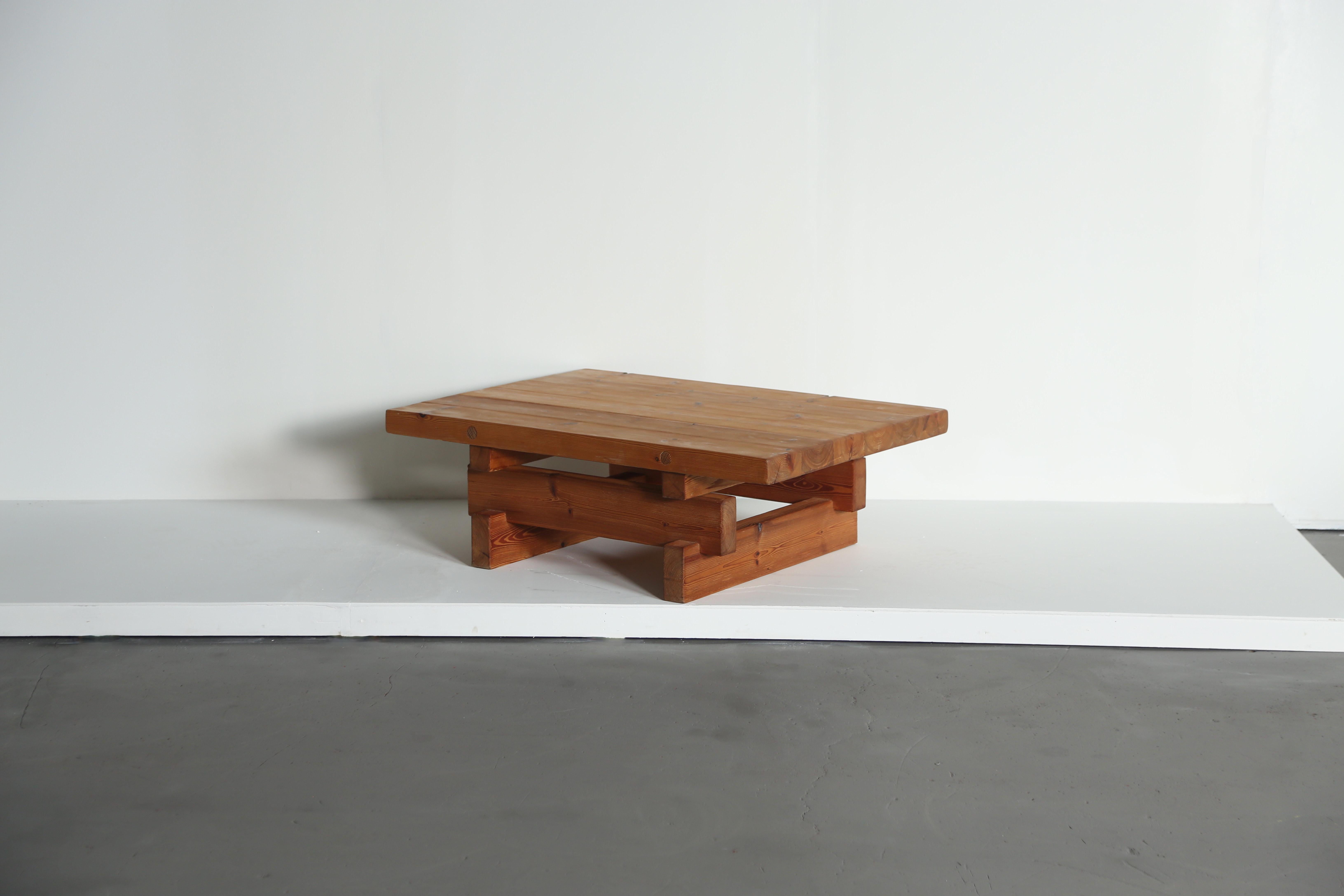 Jens Lyngsøe Pine Coffee Table, Havdrup Trævarefabrik for Anton Dam, Denmark For Sale 2