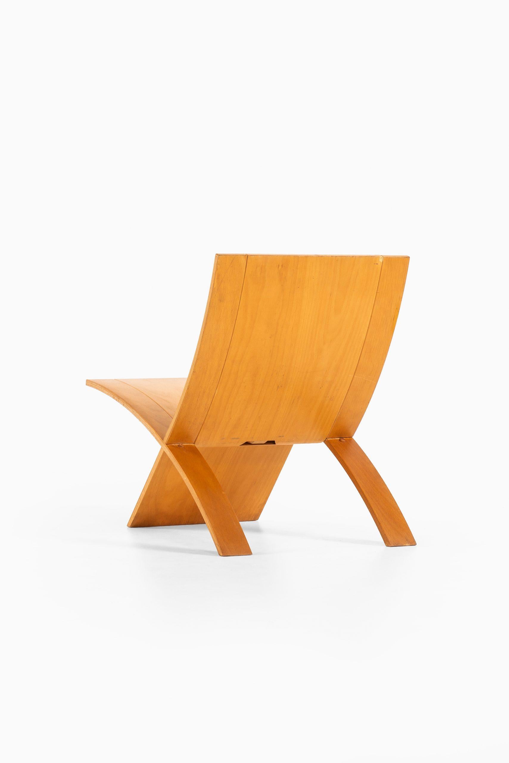 Norwegian Jens Nielson Easy Chair Model Laminex Produced by Westnofa in Norway For Sale