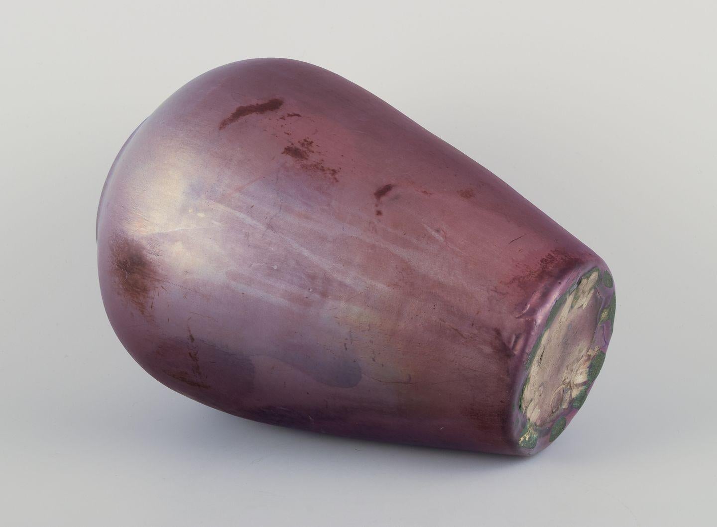 Ceramic Jens Petersen, Danish ceramic artist. Large vase in shiny lustre glaze. Ca. 1920 For Sale