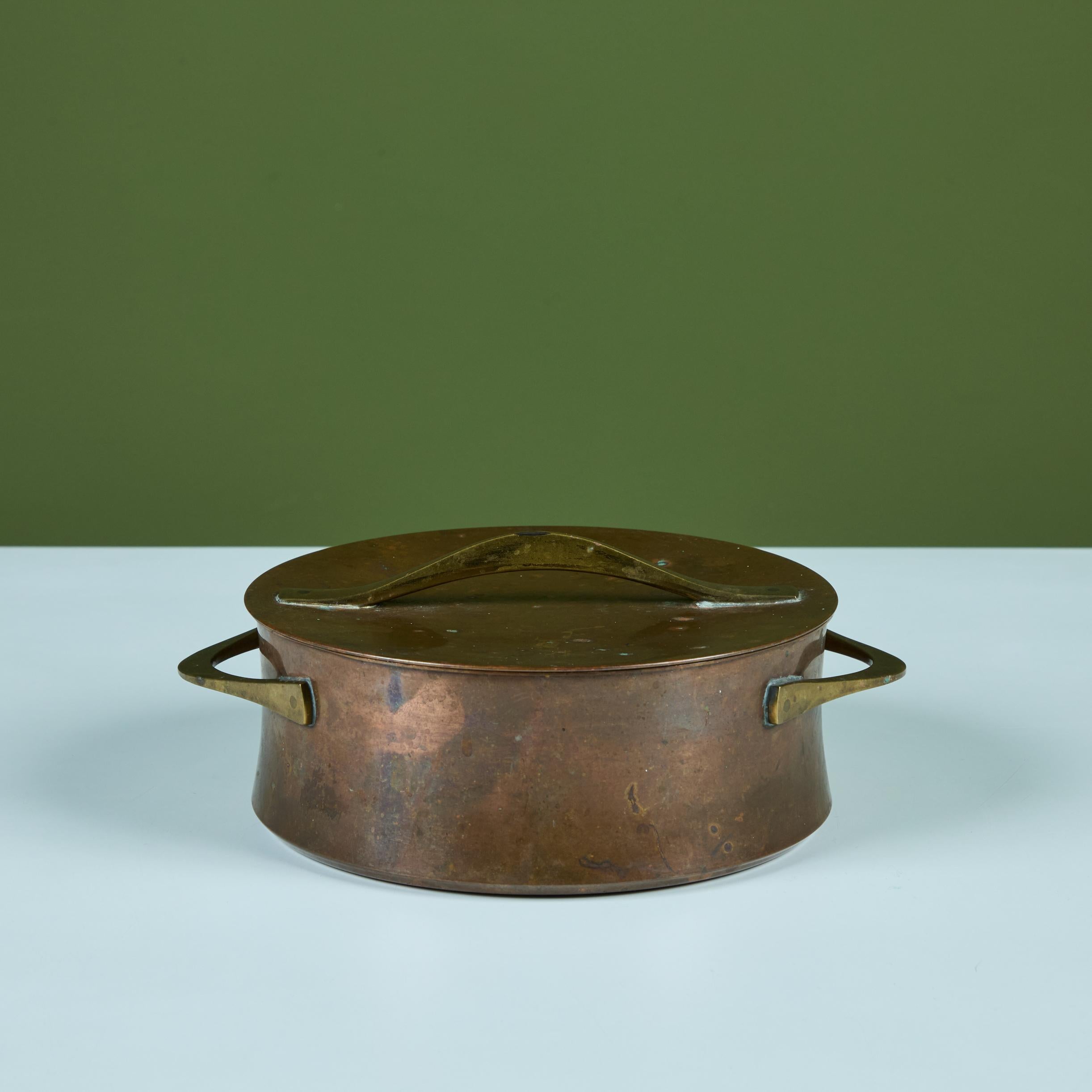 Jens Quistgaard für Dansk, Kupfer- und Messingtopf mit Deckel für Dansk (Dänisch) im Angebot