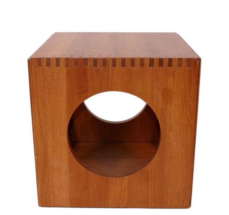 Jens Quistgaard Cube End Tables Danish Modern circa 1980s Nightstands In Good Condition For Sale In Atlanta, GA