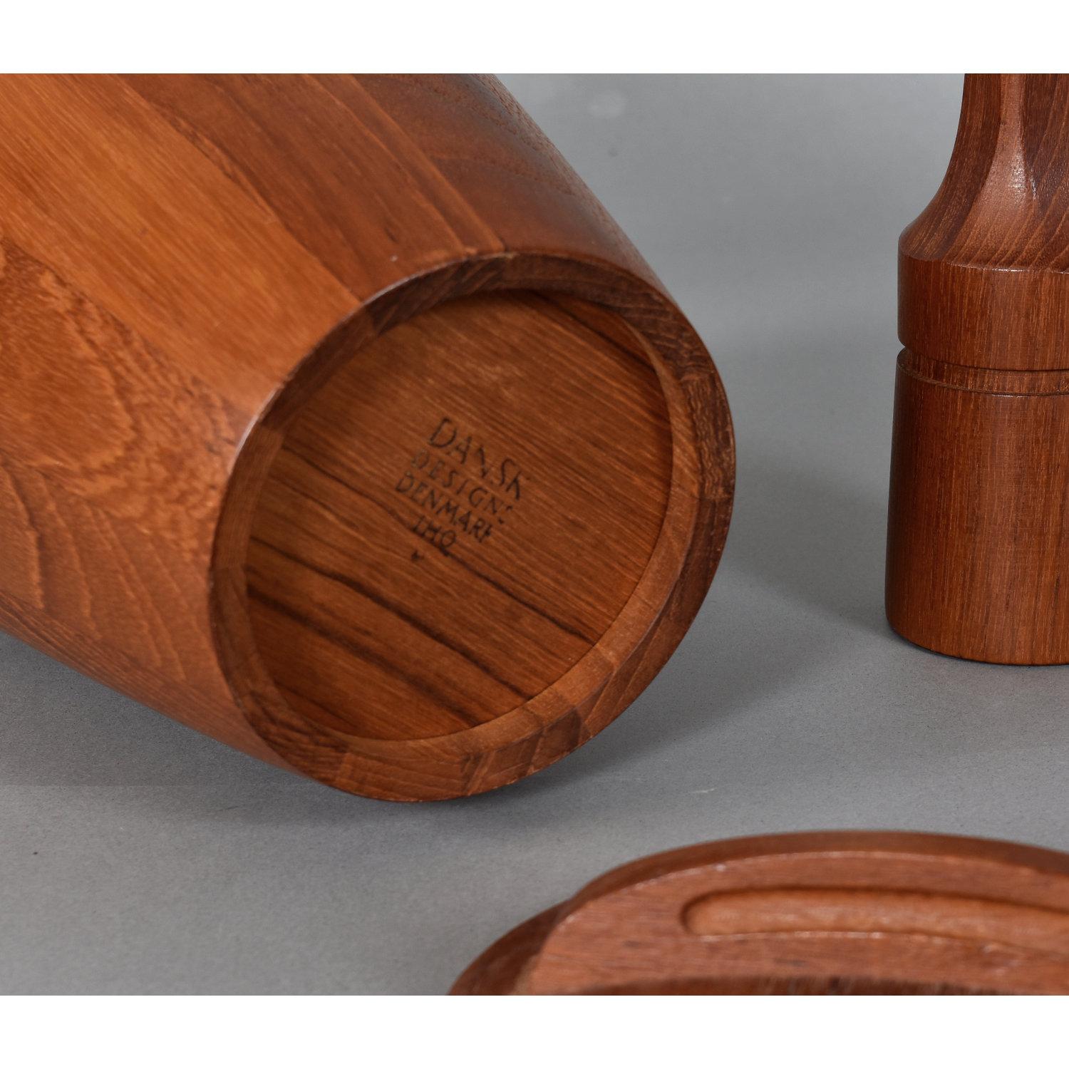 Jens Quistgaard for Dansk Solid Teak Danish Congo Ice Bucket Model 810 For Sale 1