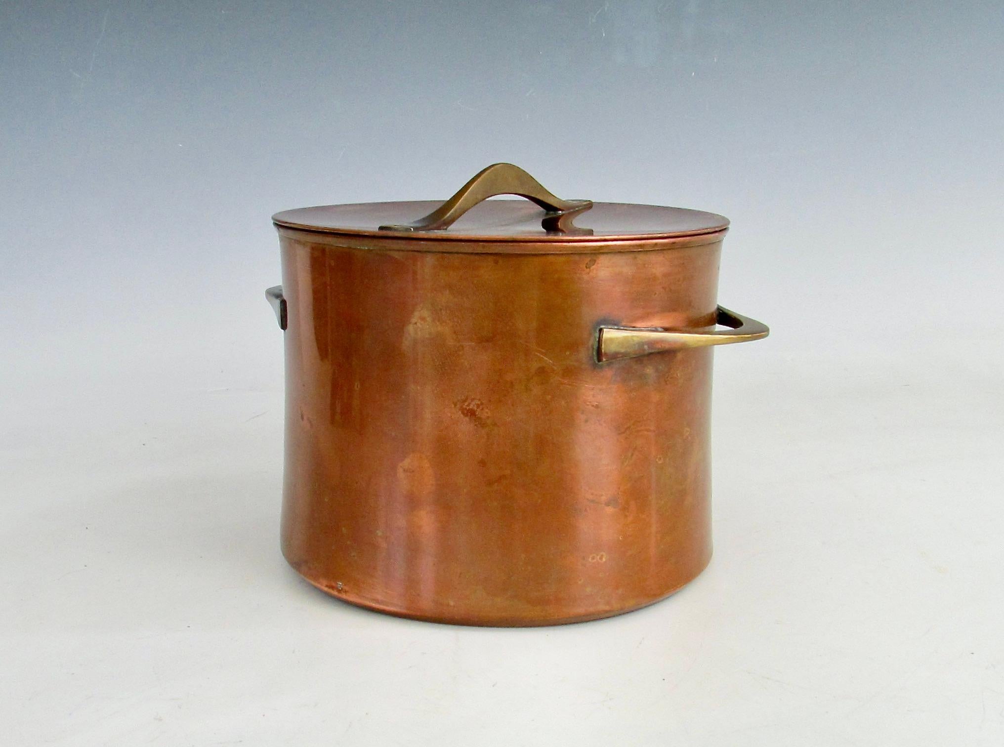 Jens Quistgaard JHQ Cubitera de cobre con inserto de porcelana para Dansk Dinamarca en Bueno estado para la venta en Ferndale, MI