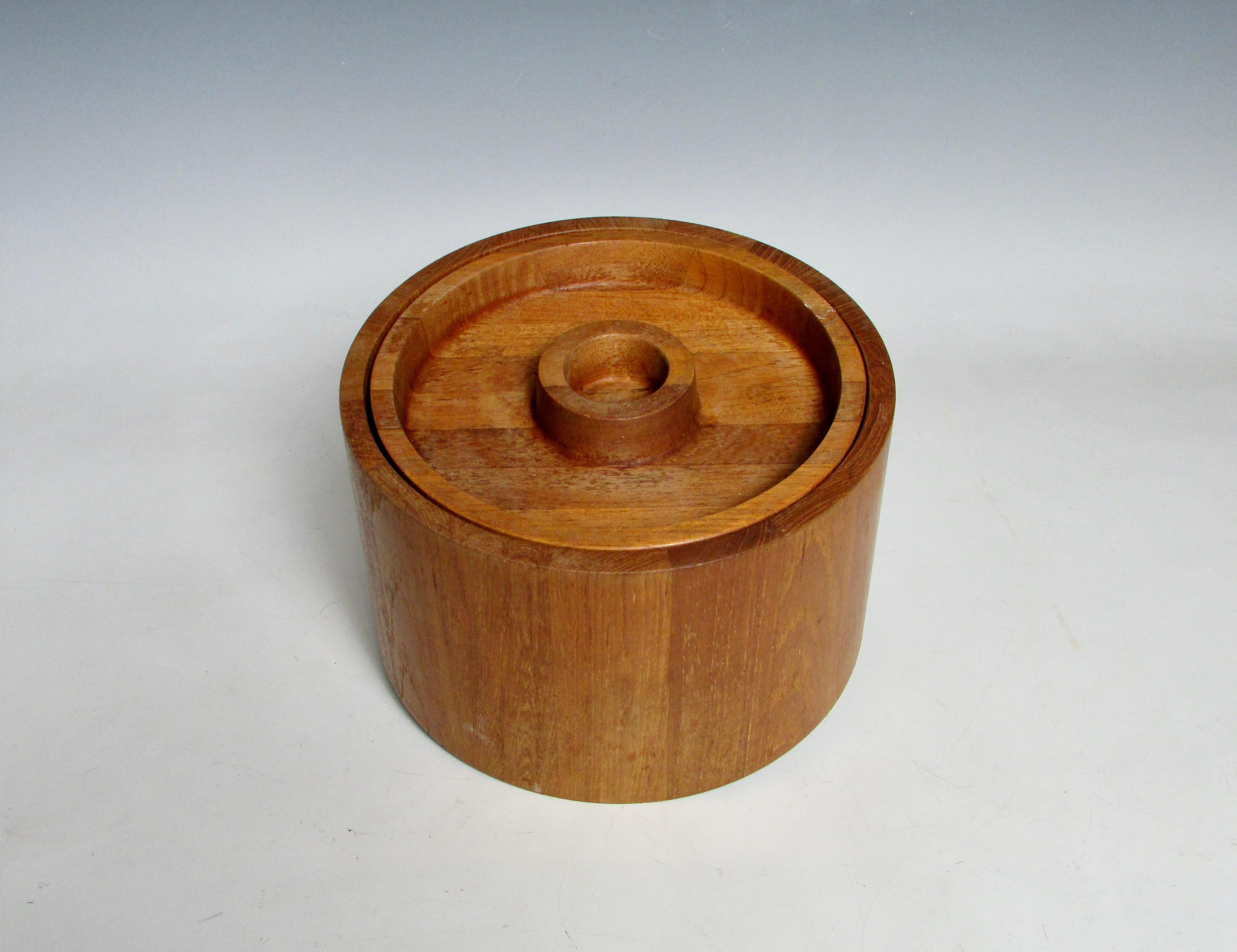 Jens Quistgaard JHQ Dansk Denmark Round Teak Ice Bucket For Sale 6