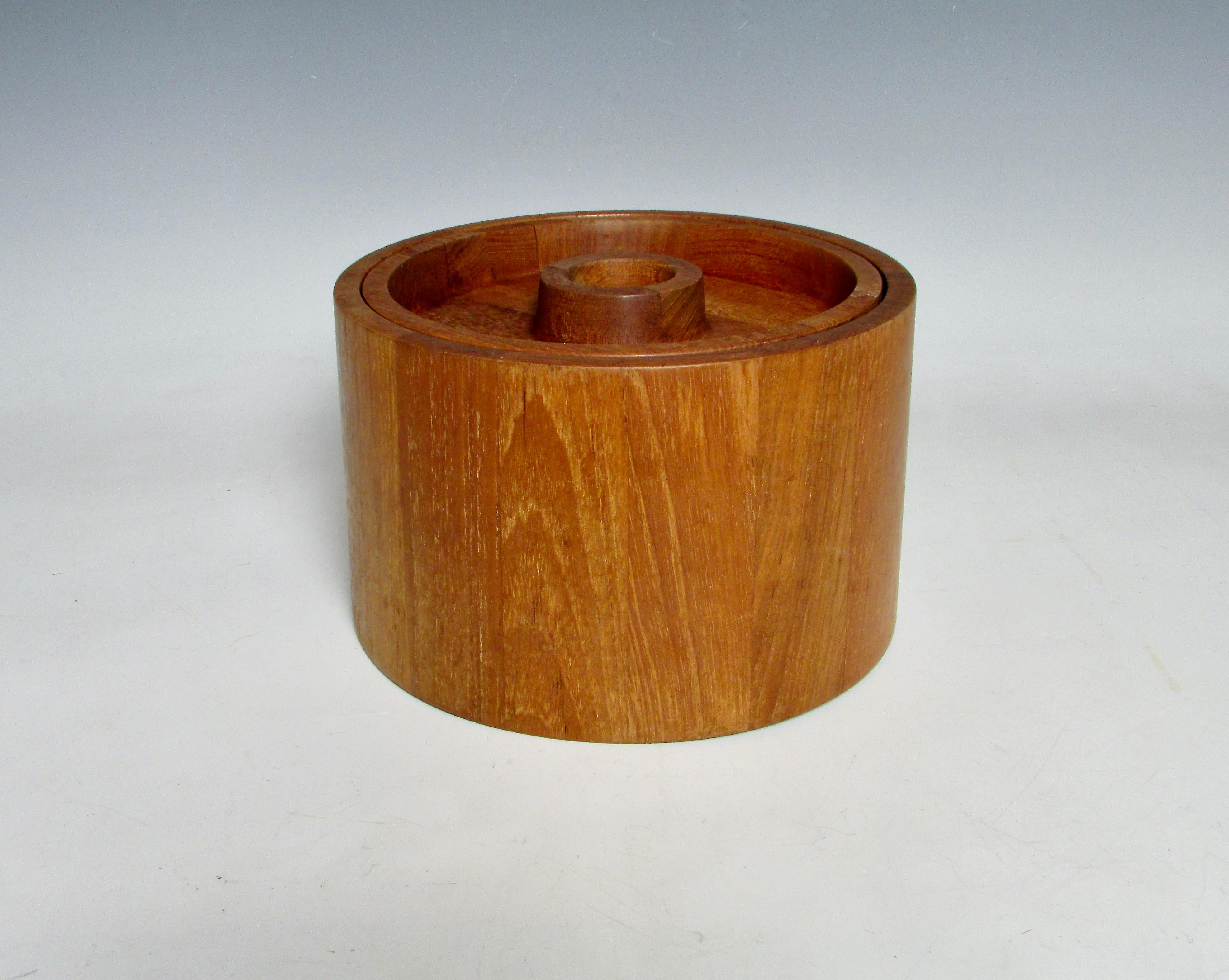 Round Danish Teak ice bucket . Designed by Jens Quistgaard JHQ for Dansk Designs . Clean original stamped Dansk Designs Denmark JHQ . 
