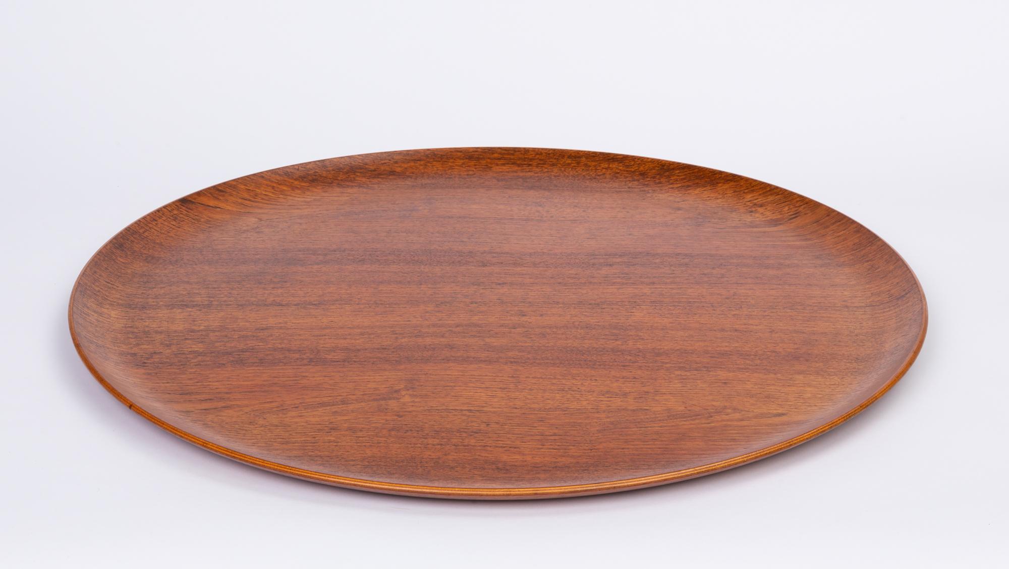 Jens Quistgaard Style Teak Tray with Curved Edge In Excellent Condition In Los Angeles, CA