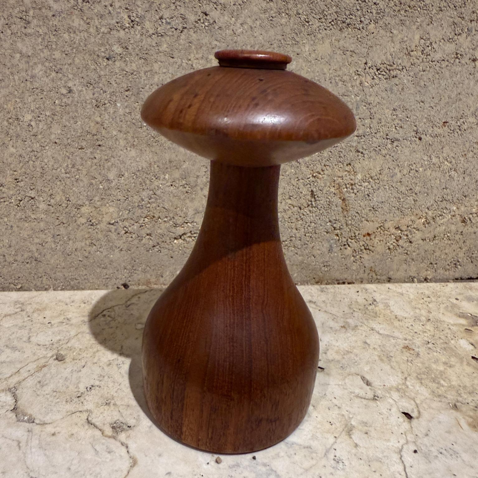 Jens Quistgaard Teak Dansk Pepper Mushroom Pepper Mill Scandinavian Modern For Sale 1