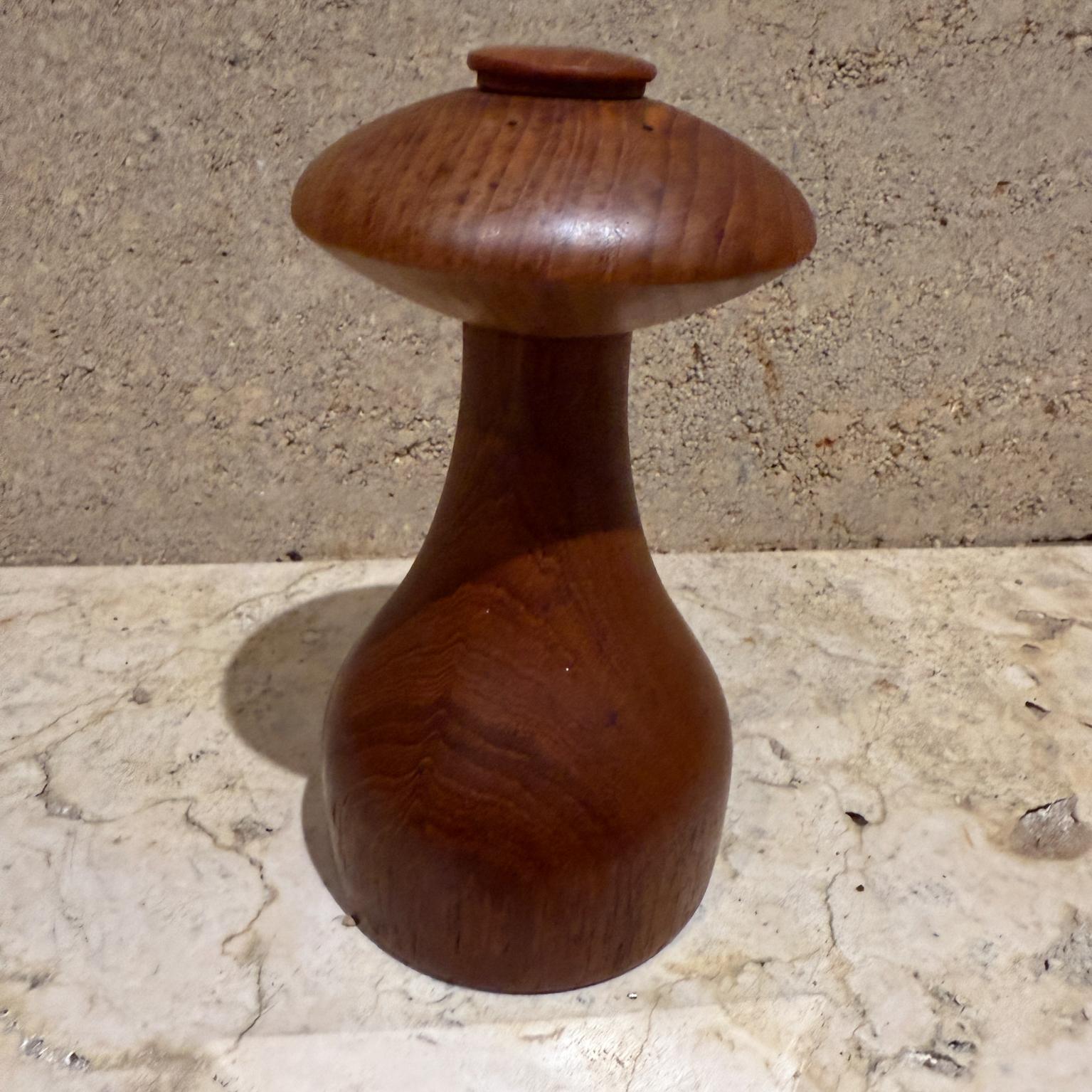 Jens Quistgaard Teak Dansk Pepper Mushroom Pepper Mill Scandinavian Modern For Sale 4