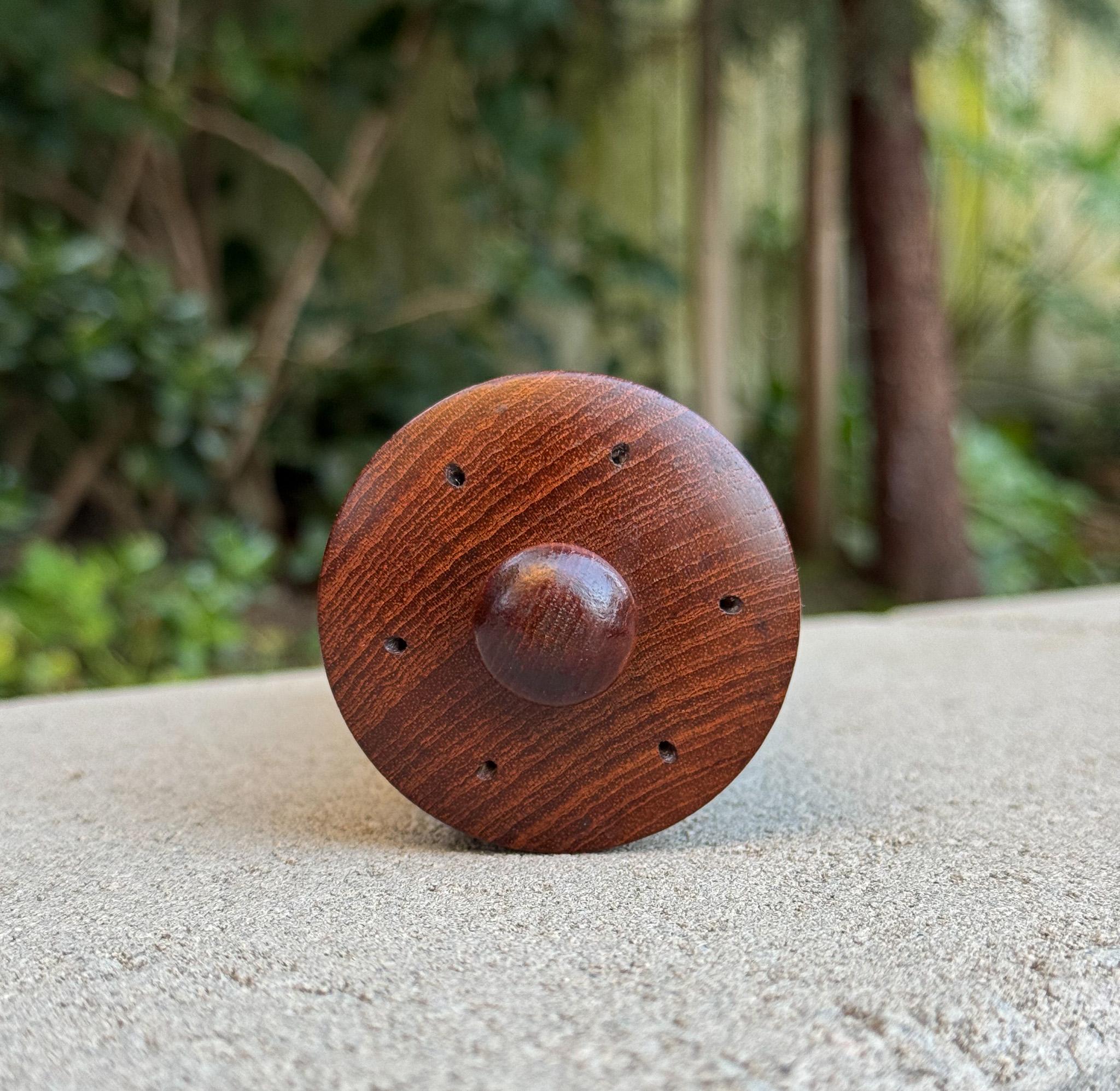 Jens Quistgaard Peugeot Frères Pfeffermühle aus Teakholz für Dansk, Dänemark, ca. 1965 im Zustand „Gut“ im Angebot in San Juan Capistrano, CA