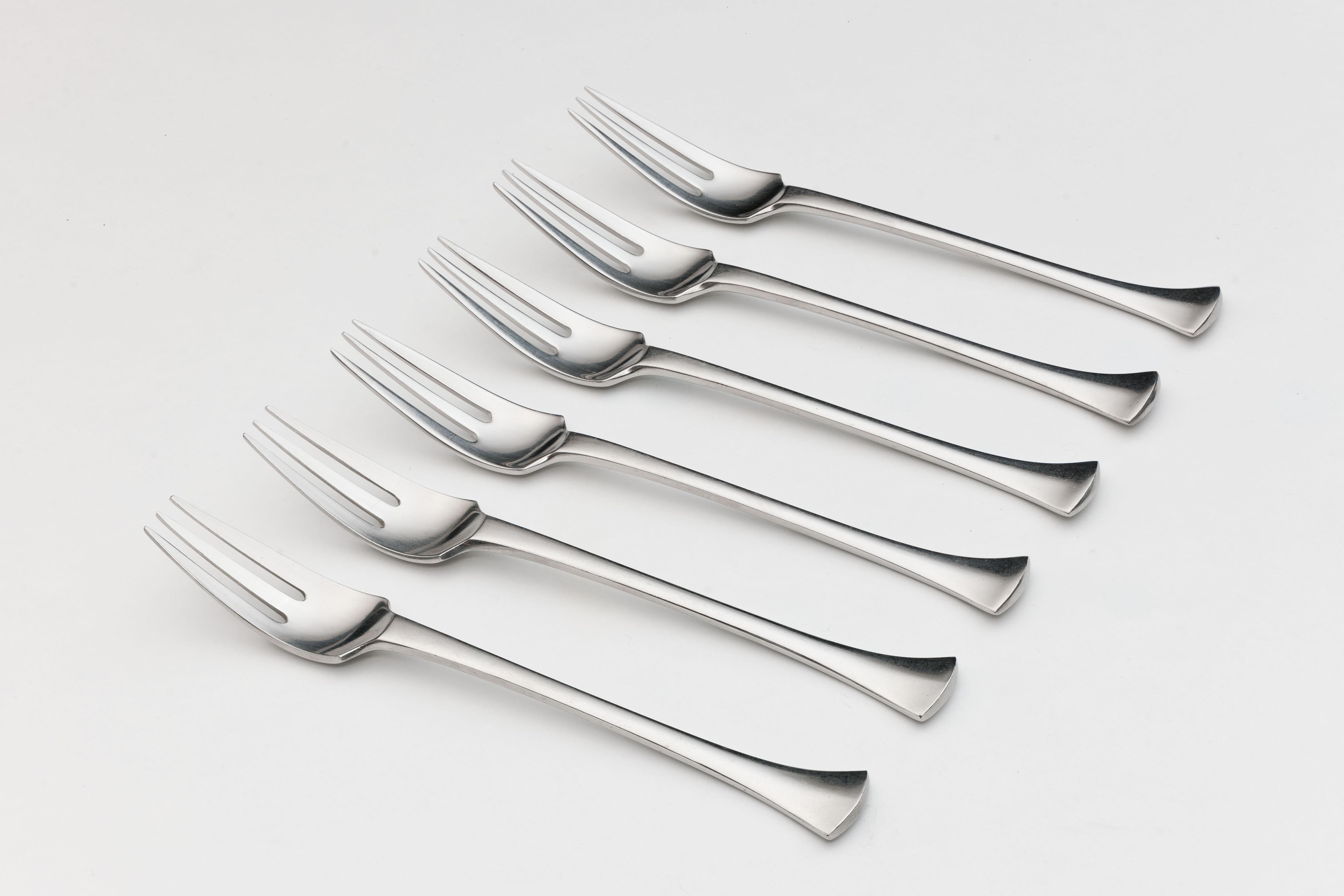 d&v silverware