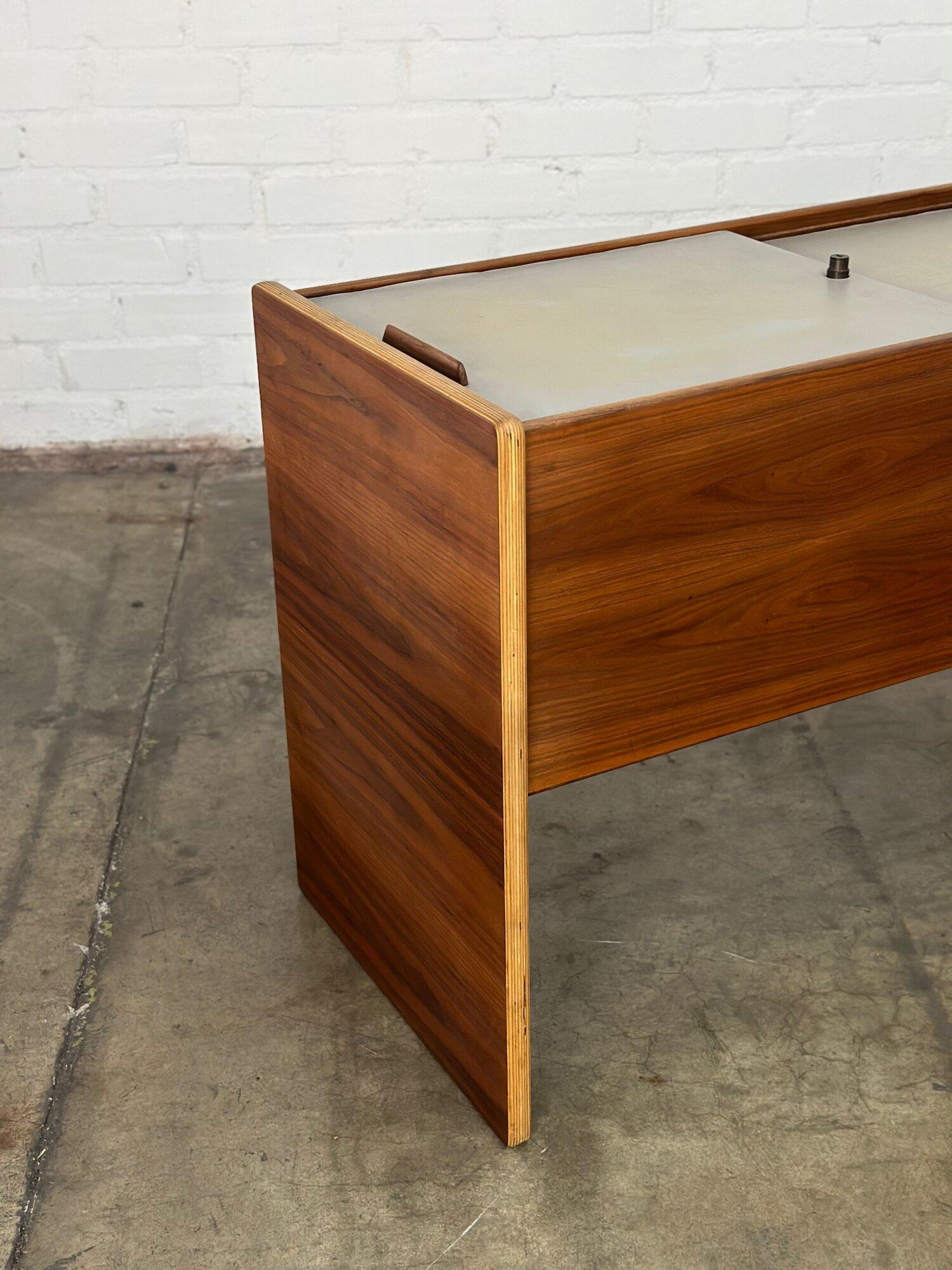 Jens Risom 1970s Modernist File Cabinet For Sale 6