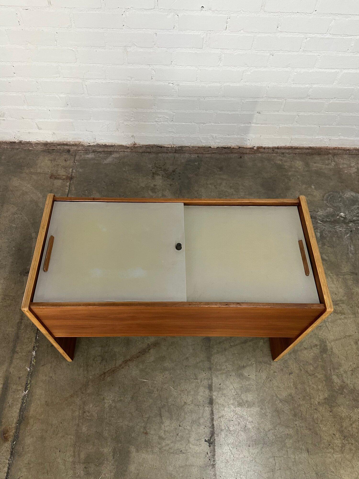 Jens Risom 1970s Modernist File Cabinet For Sale 3