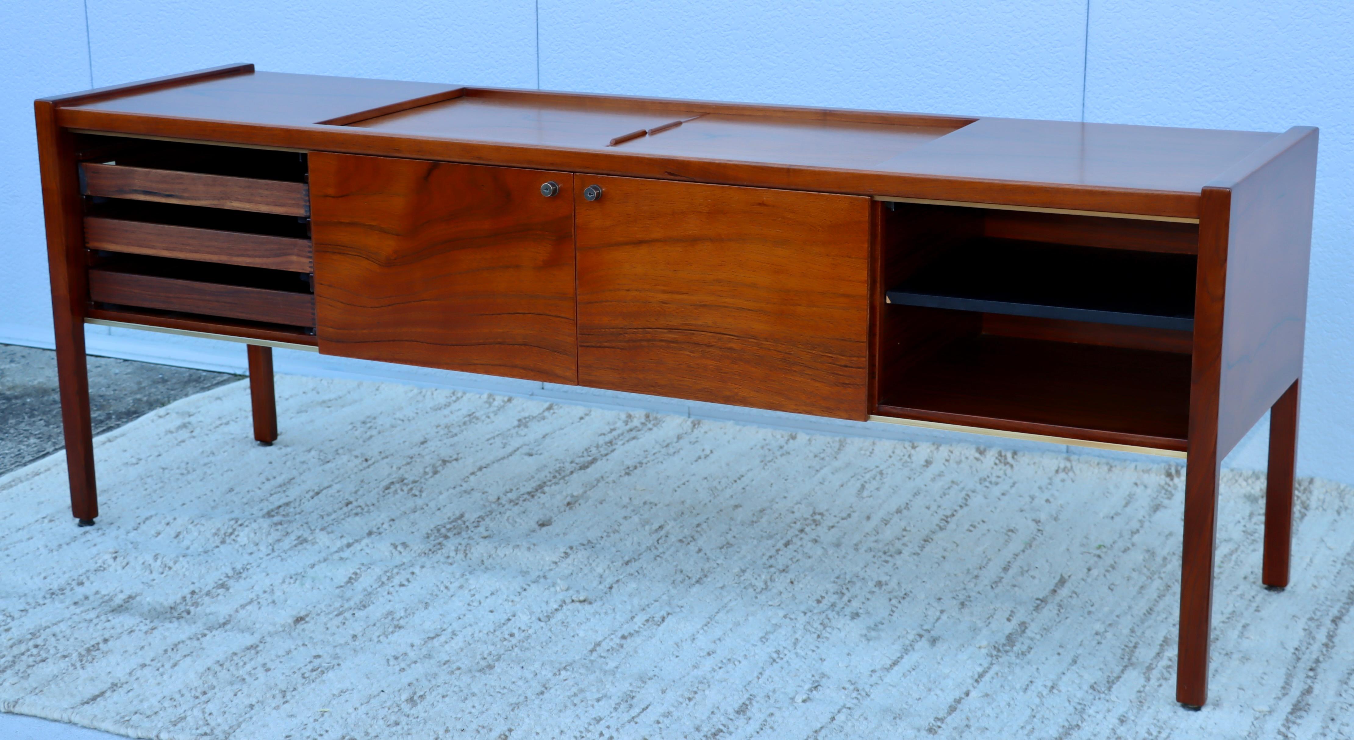 Jens Risom 1970s Paldao Wood Modernist File Cabinet For Sale 10
