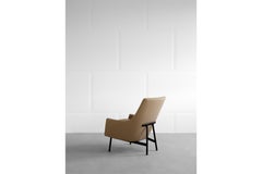 Sedia ad A di Jens Risom - Base in metallo