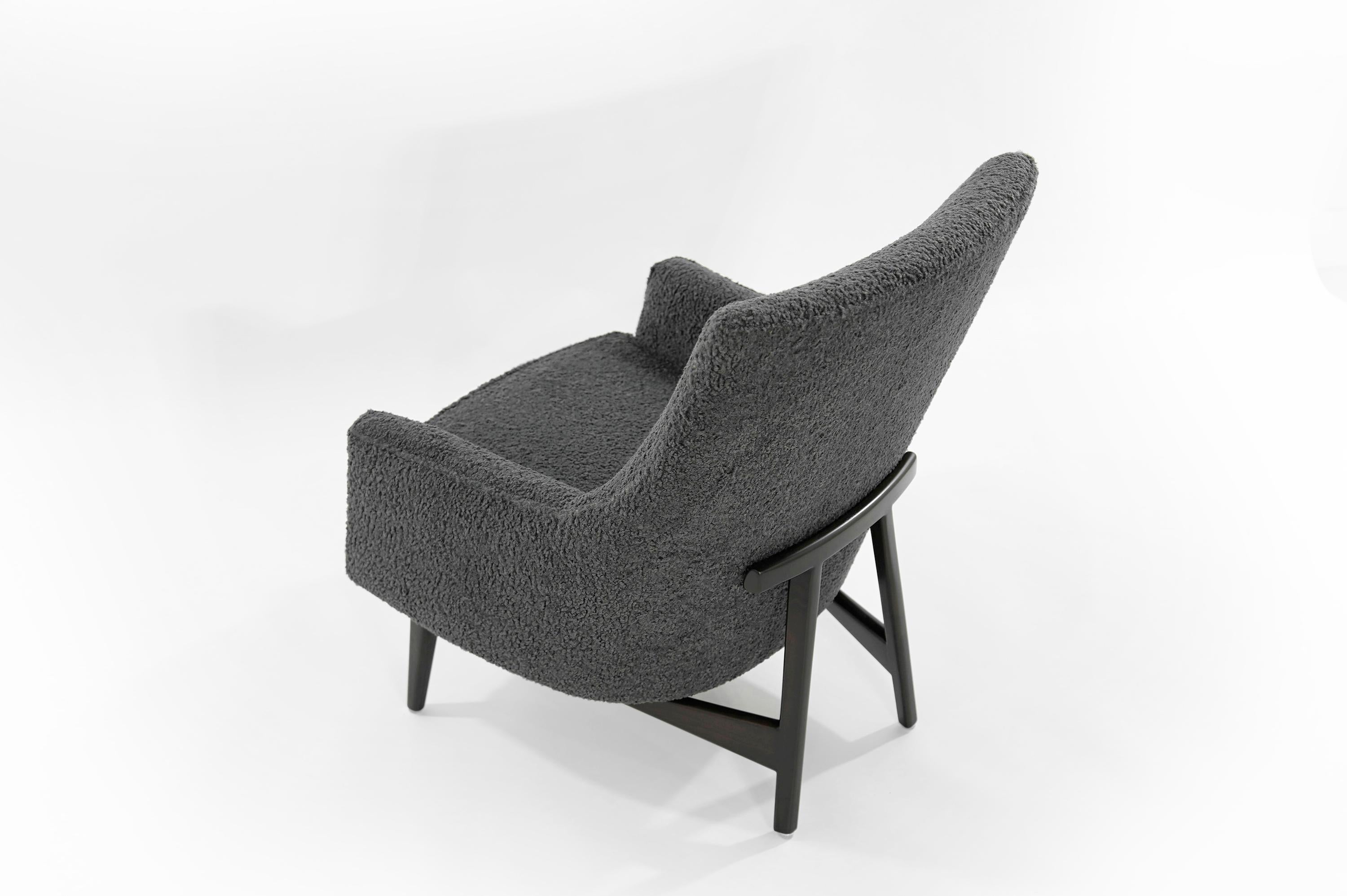Jens Risom A-Line Lounge Chair and Ottoman in Bouclé, circa 1950s 2
