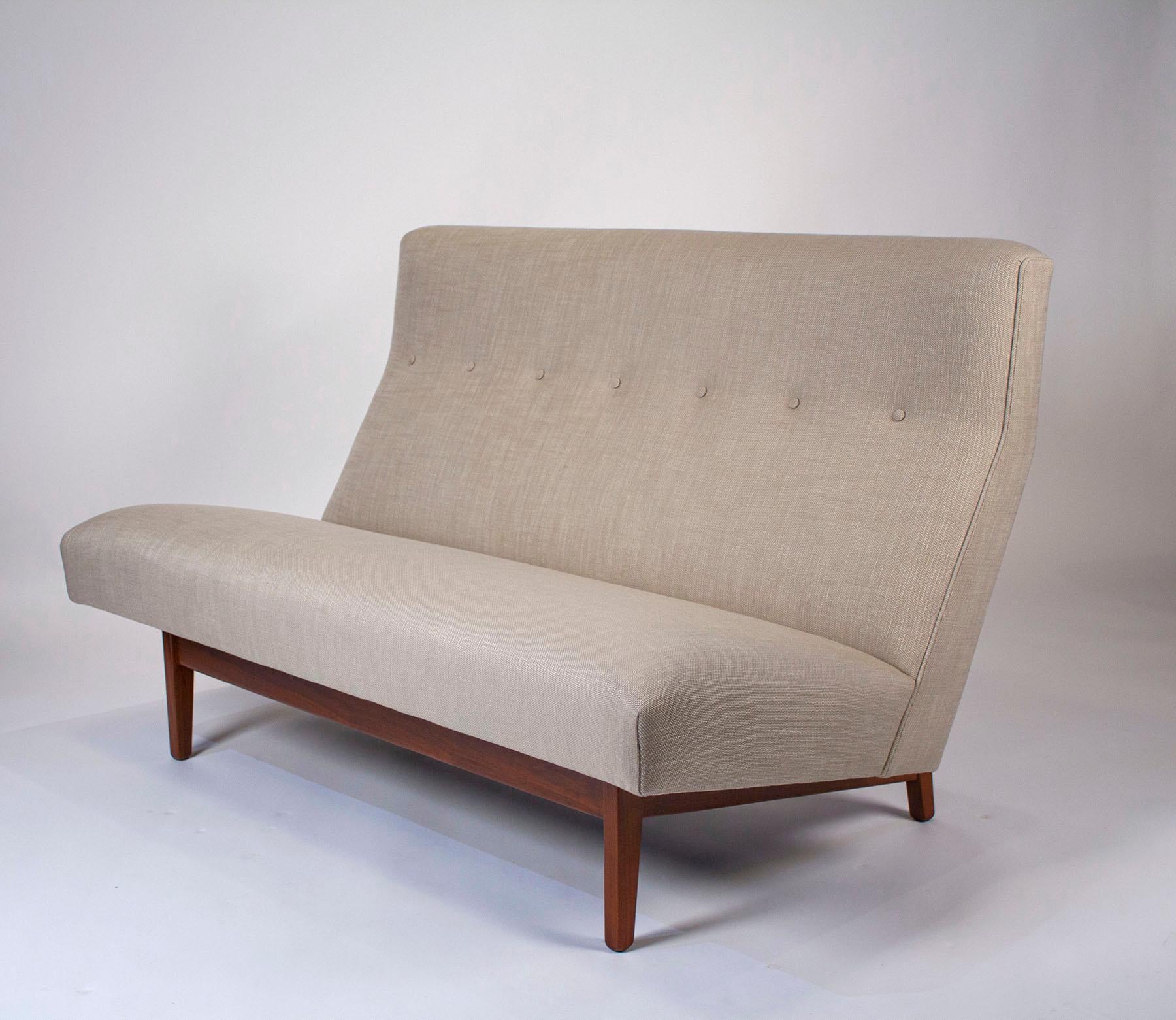Jens Risom Armless Settee in Walnut Cradle Frames with Linen Upholstery 1