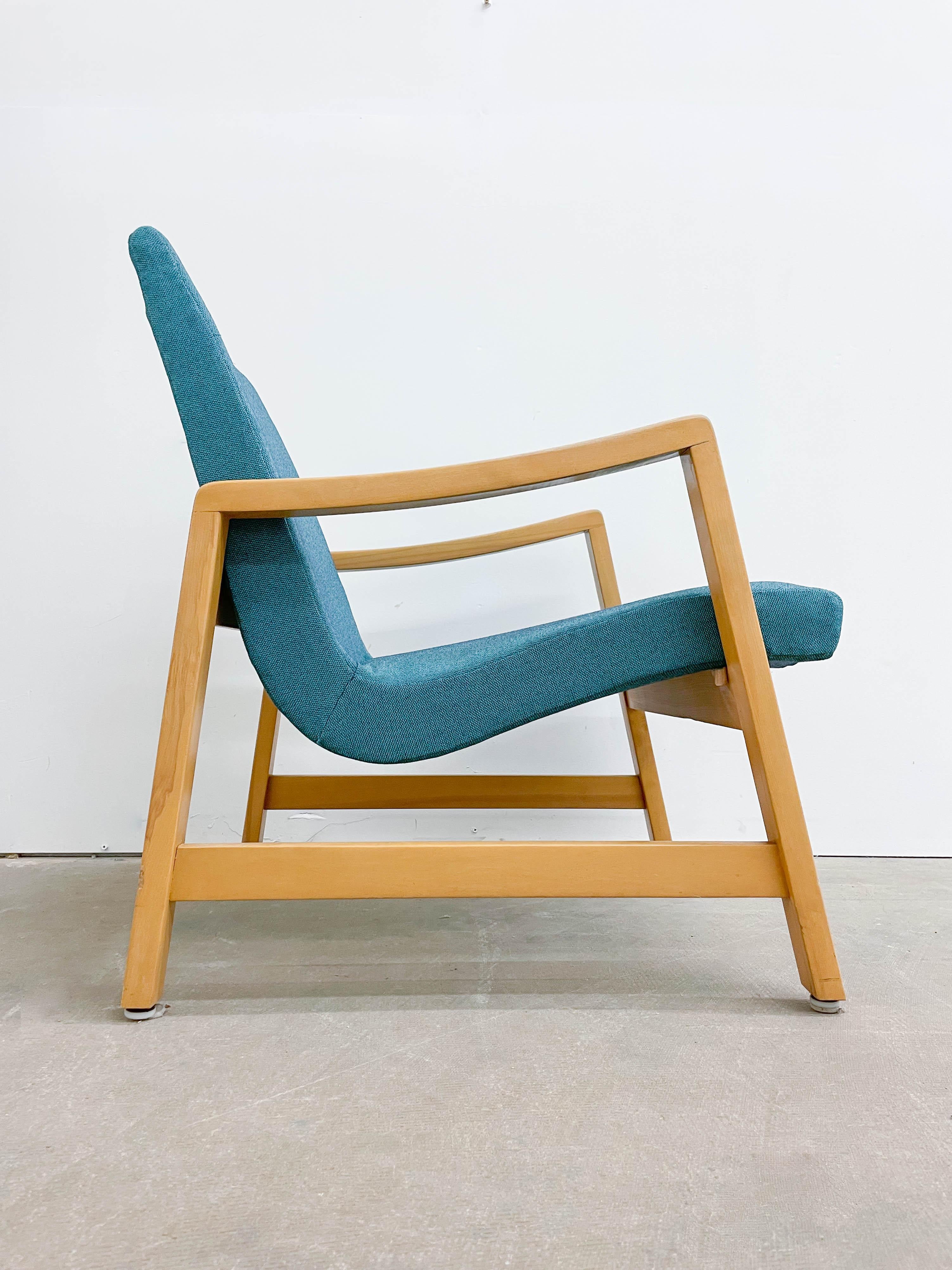 Jens Risom Armchair for Knoll Associates For Sale 1