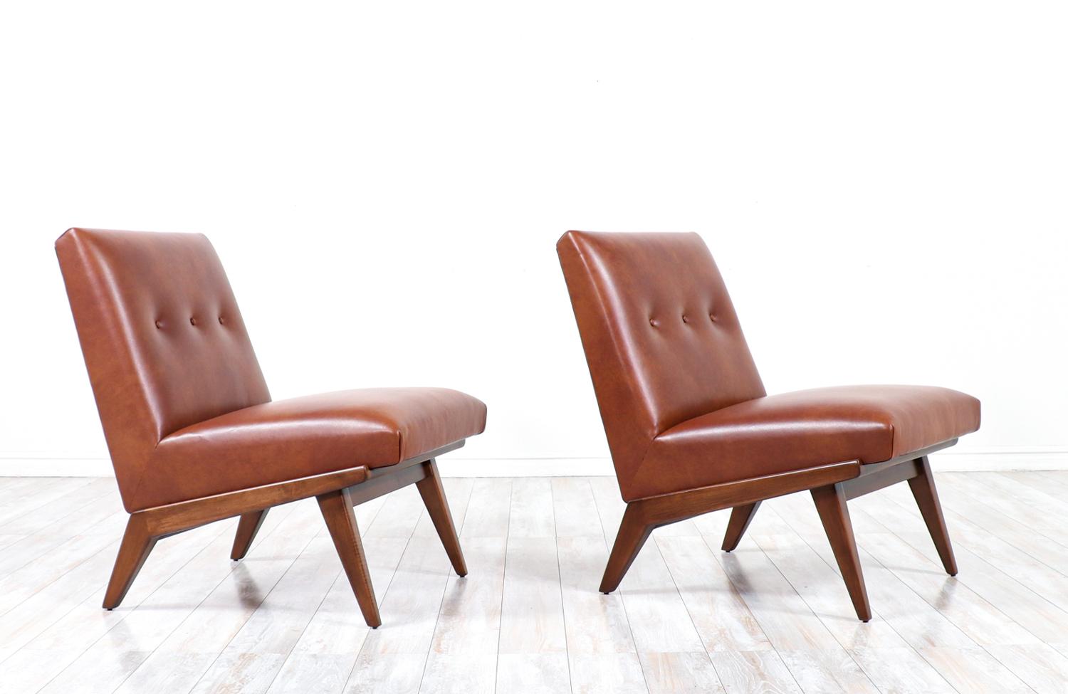Jens Risom Cognac Leather Slipper Lounge Chairs for Knoll

________________________________________

Transforming a piece of Mid-Century Modern furniture is like bringing history back to life, and we take this journey with passion and precision.