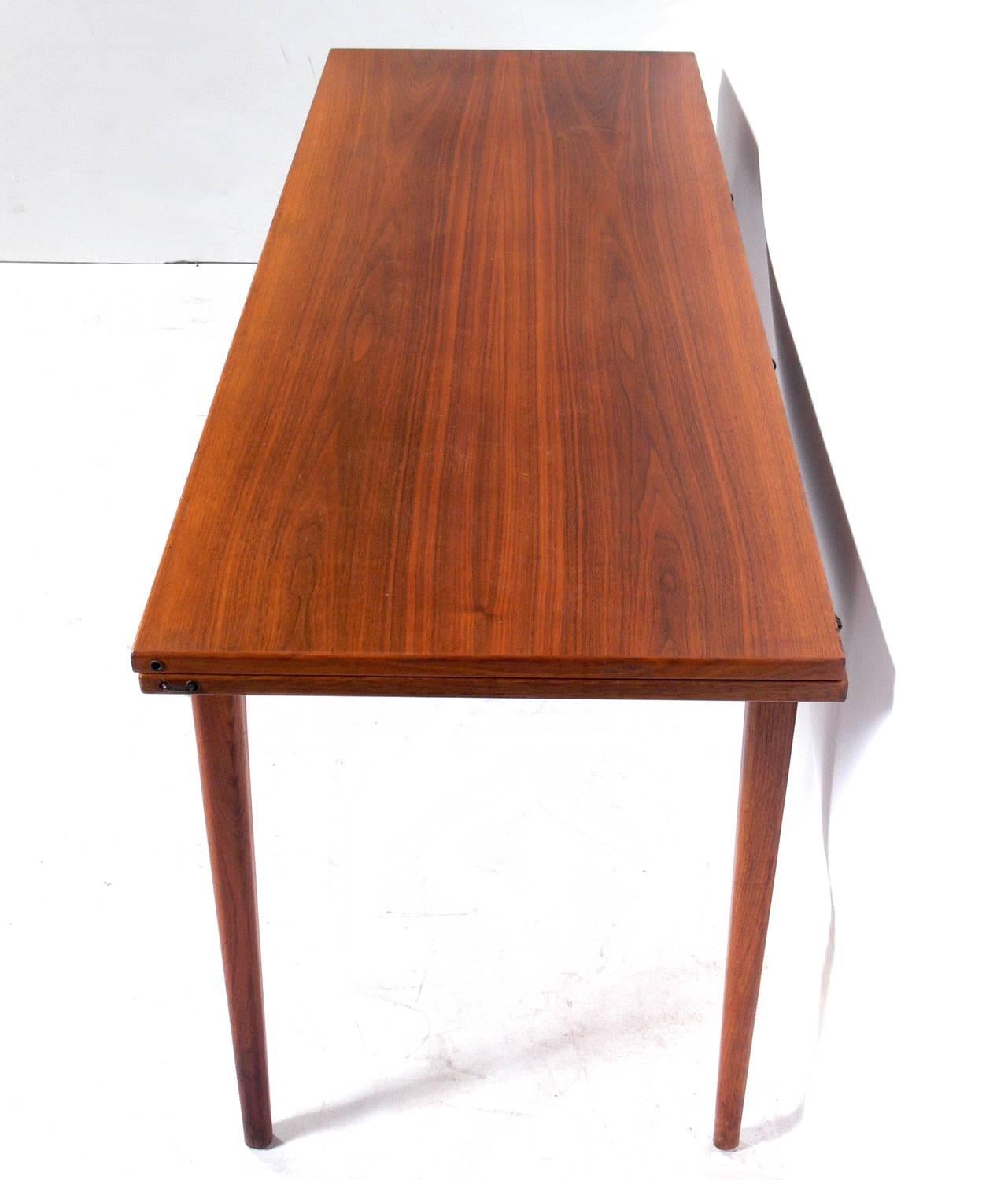 jens risom dining table