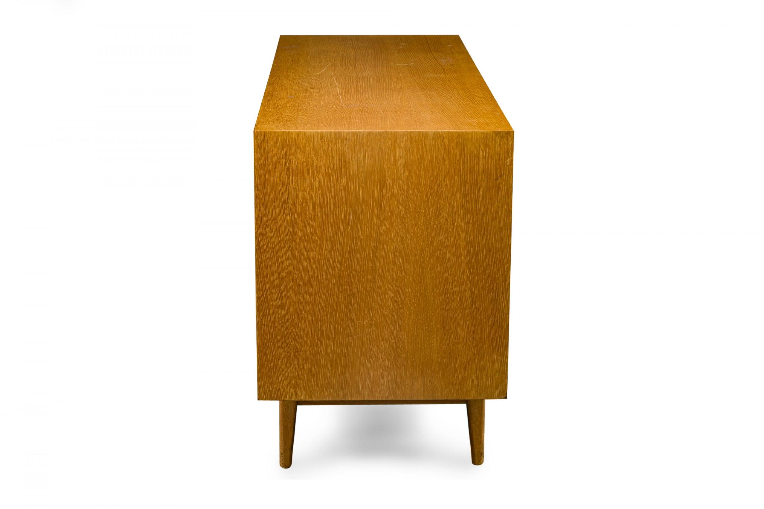 Mid-Century Modern Jens Risom Danish Mid-Century Blond Oak 6-Drawer Dresser For Sale