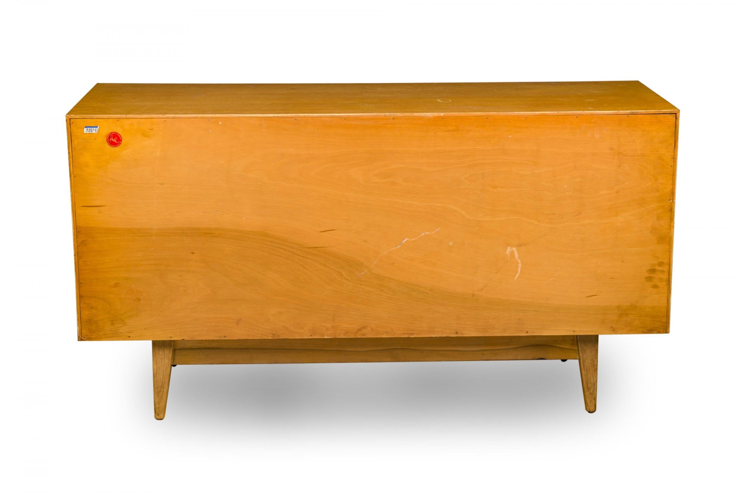 Commode danoise à 6 tiroirs en chêne blond du milieu du siècle de Jens Risom Bon état - En vente à New York, NY