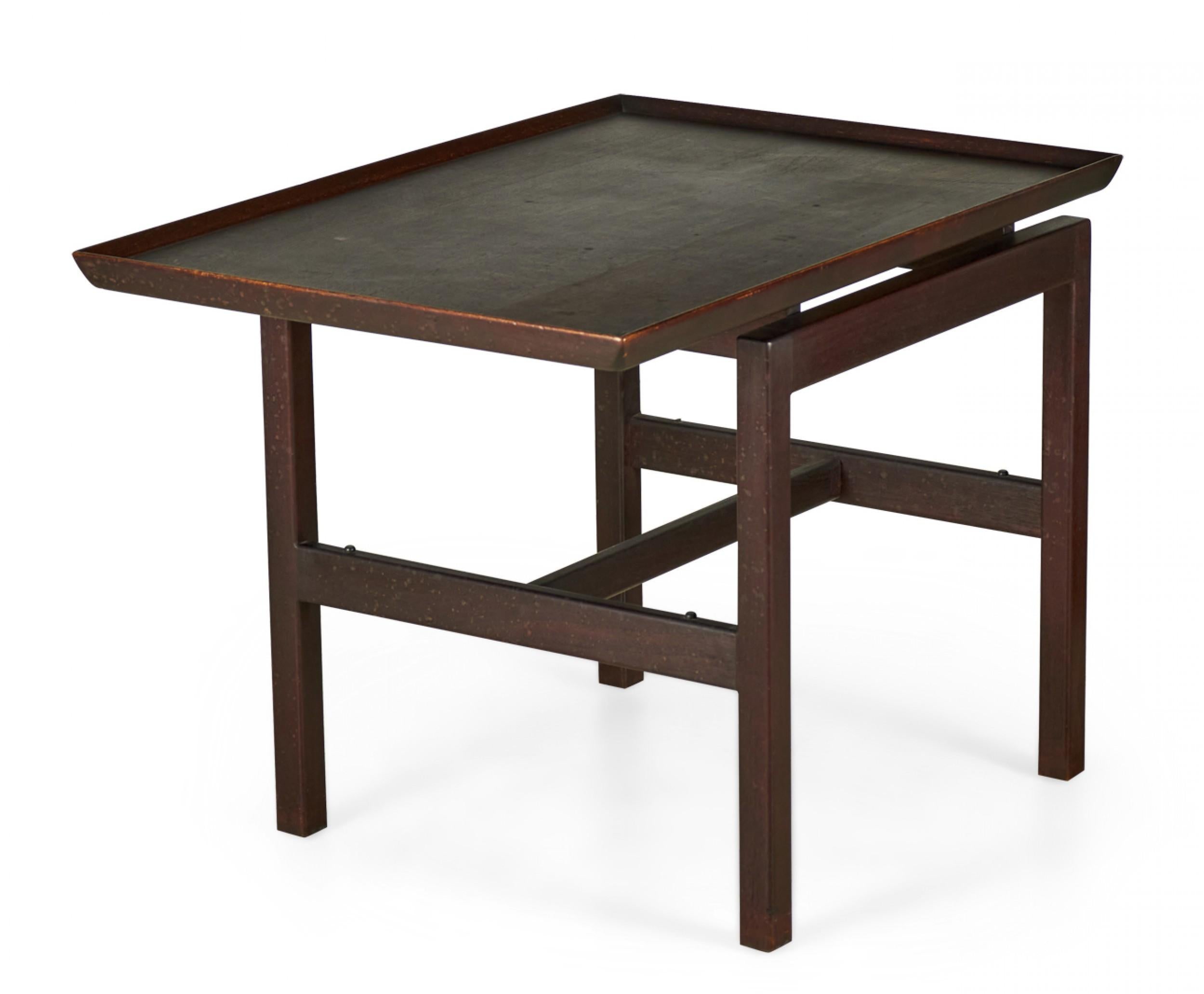 Jens Risom Danish Mid-Century Dark Stained Walnut Cantilever End / Side Table In Good Condition For Sale In New York, NY