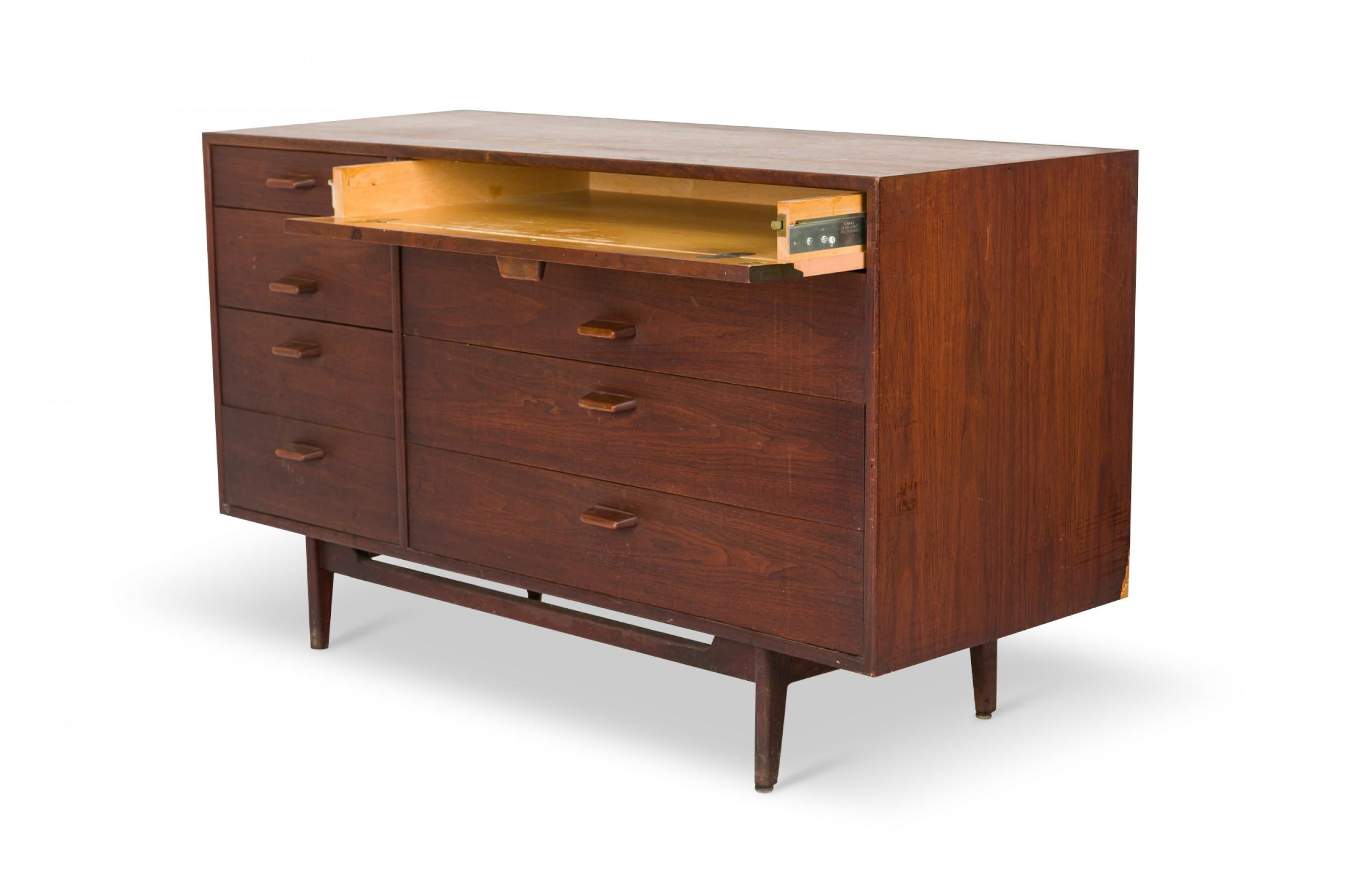 Jens Risom Danish Mid-Century Walnut 8-Drawer Dresser / Writing Desk In Good Condition For Sale In New York, NY