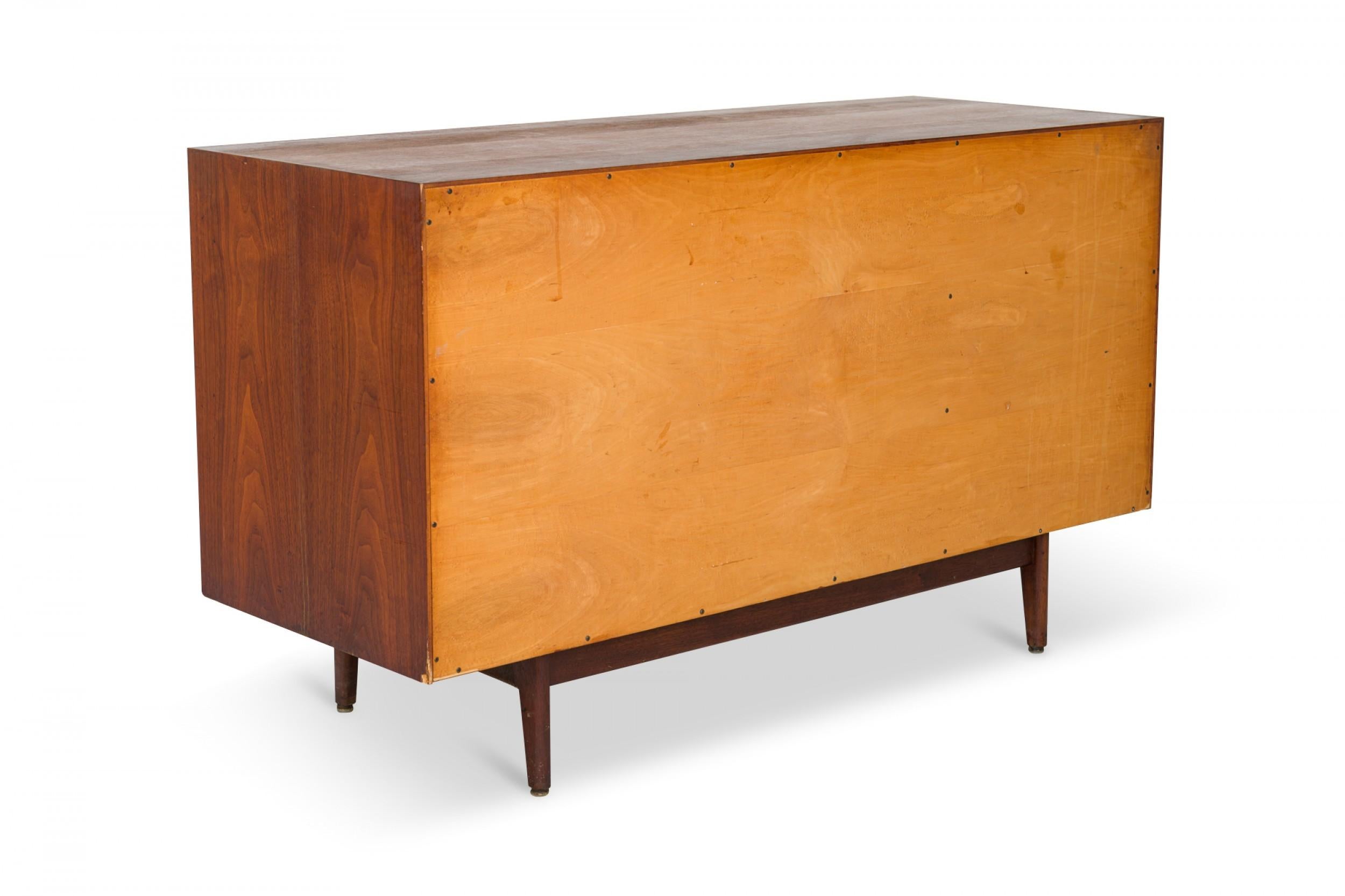 20th Century Jens Risom Danish Mid-Century Walnut 8-Drawer Dresser / Writing Desk For Sale