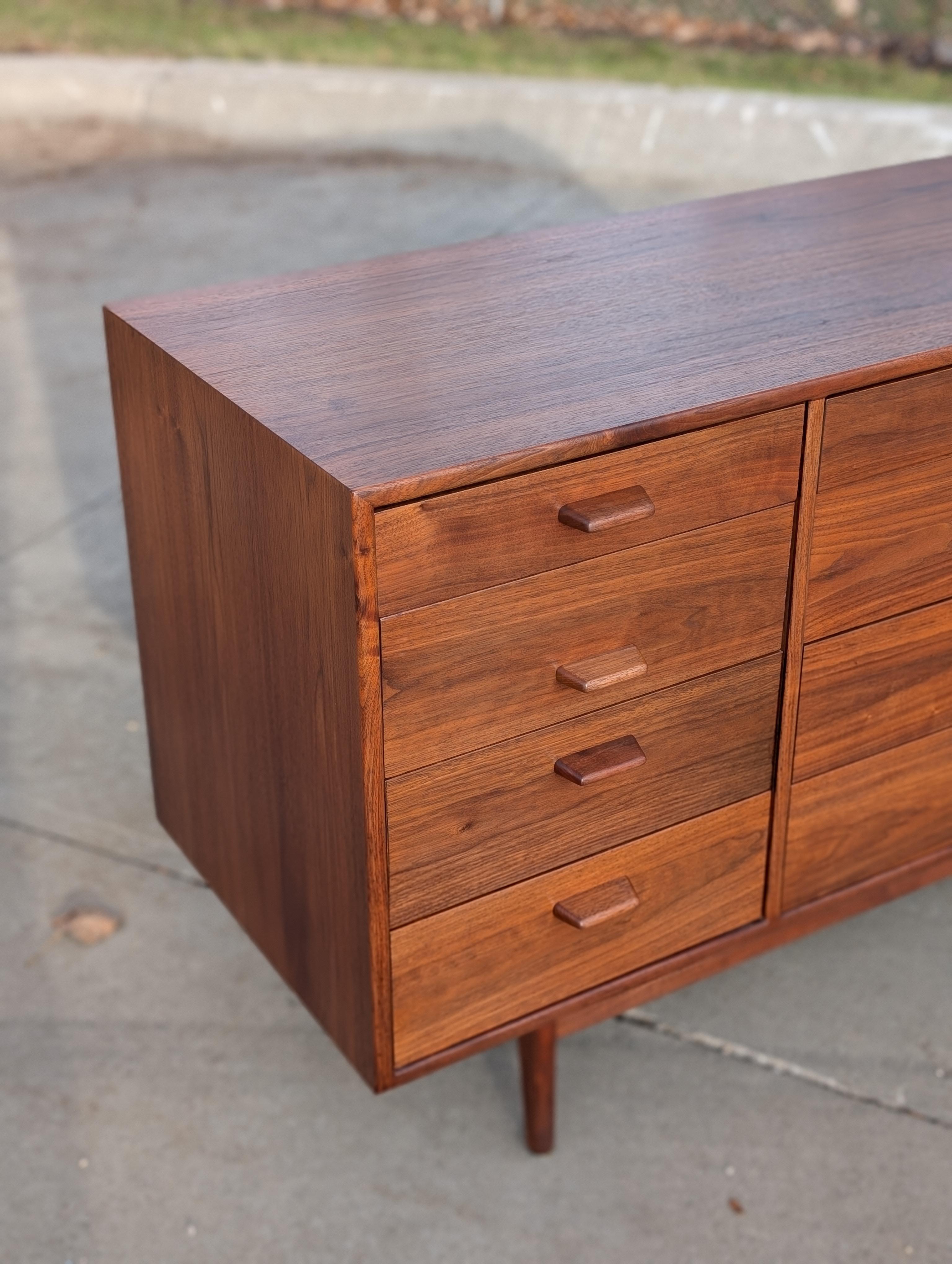 Jens Risom Danish Mid-Century Walnut Dresser For Sale 9