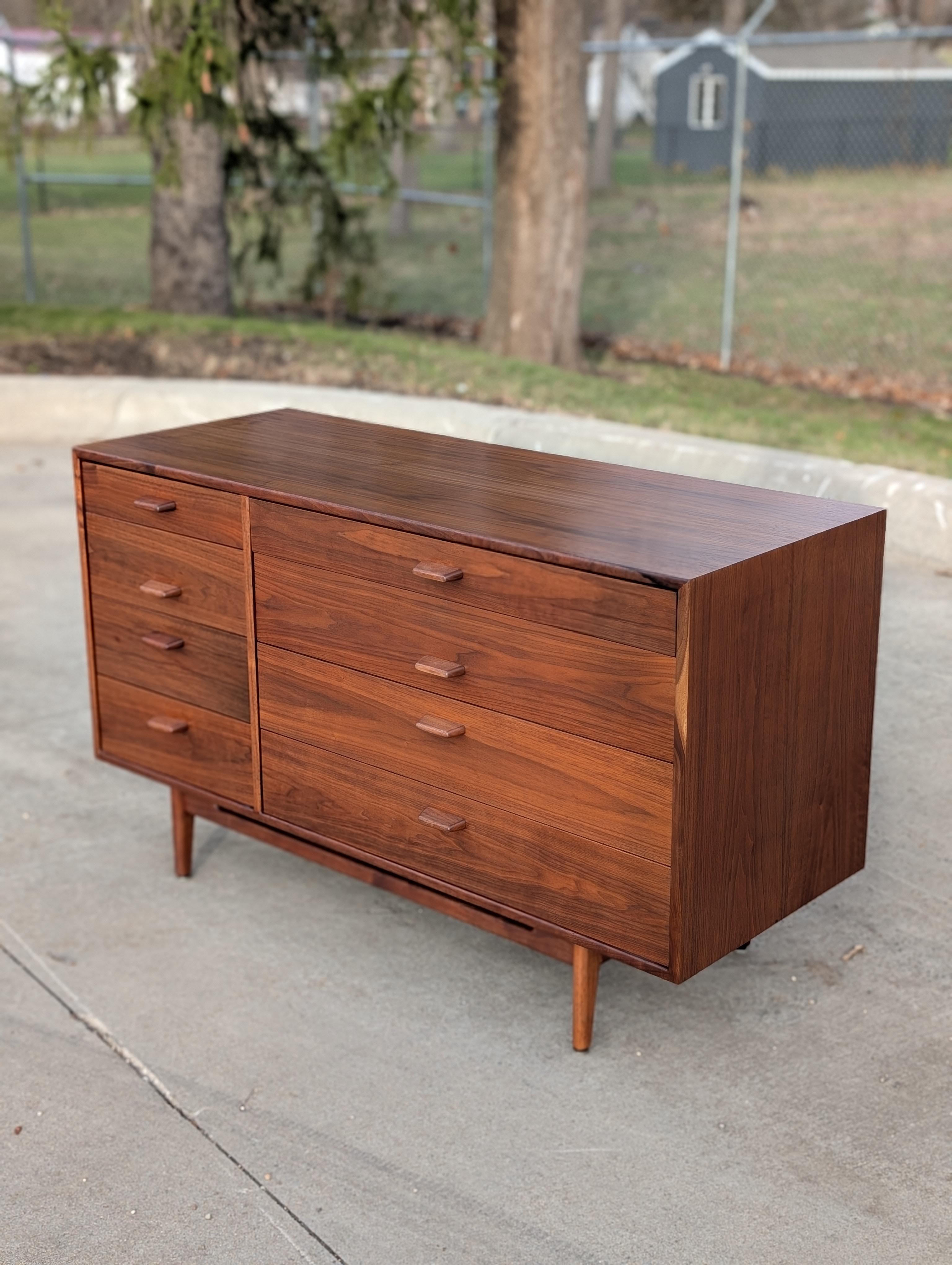 Mid-Century Modern Jens Risom Danish Mid-Century Walnut Dresser For Sale