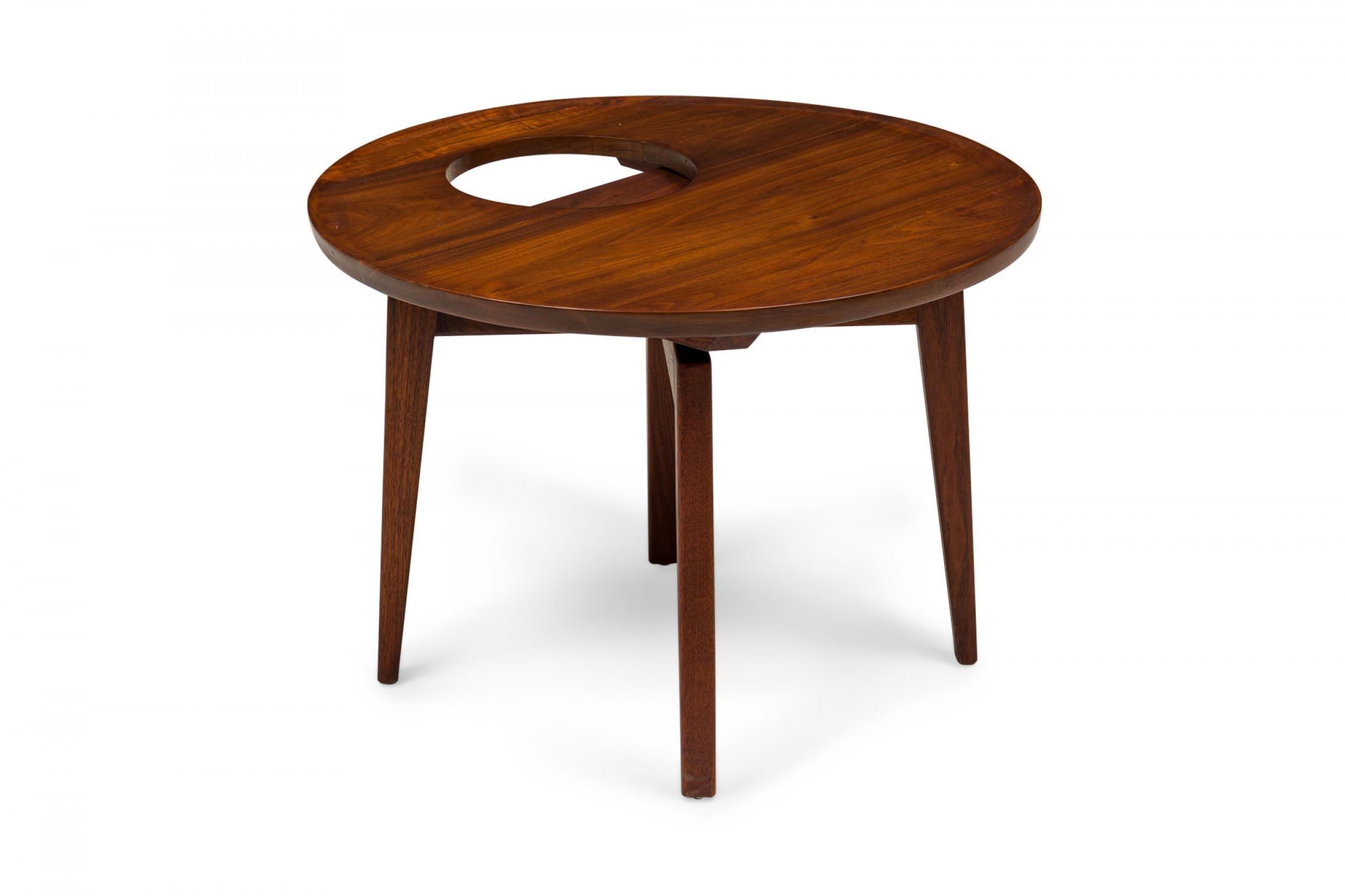 Mid-Century Modern Jens Risom Danish Mid-Century Wooden Cutout Circular Lazy Susan End / Side Table For Sale