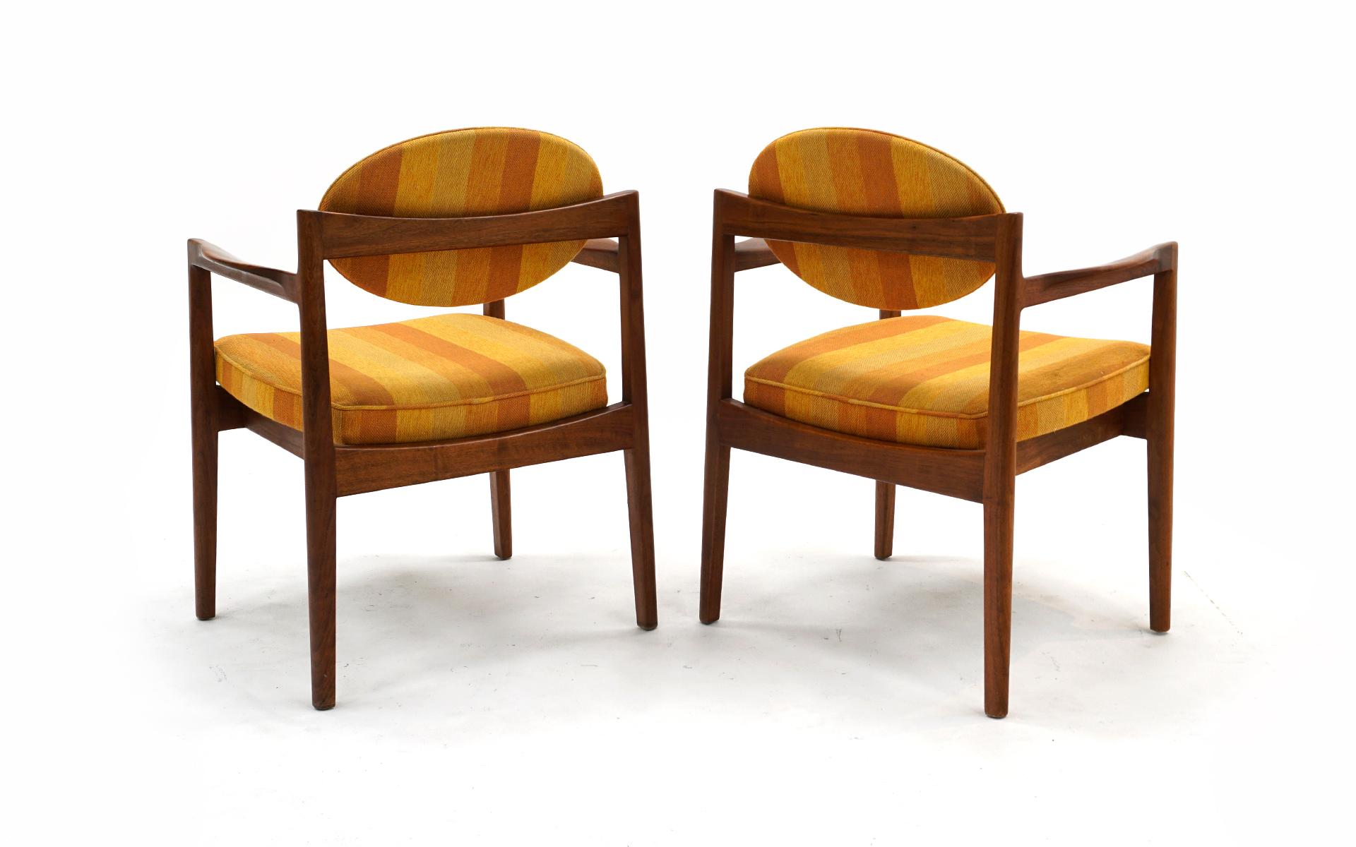 Mid-20th Century Jens Risom Dining Chairs, Set of Four, Two Arm and Two Side Chairs, Walnut