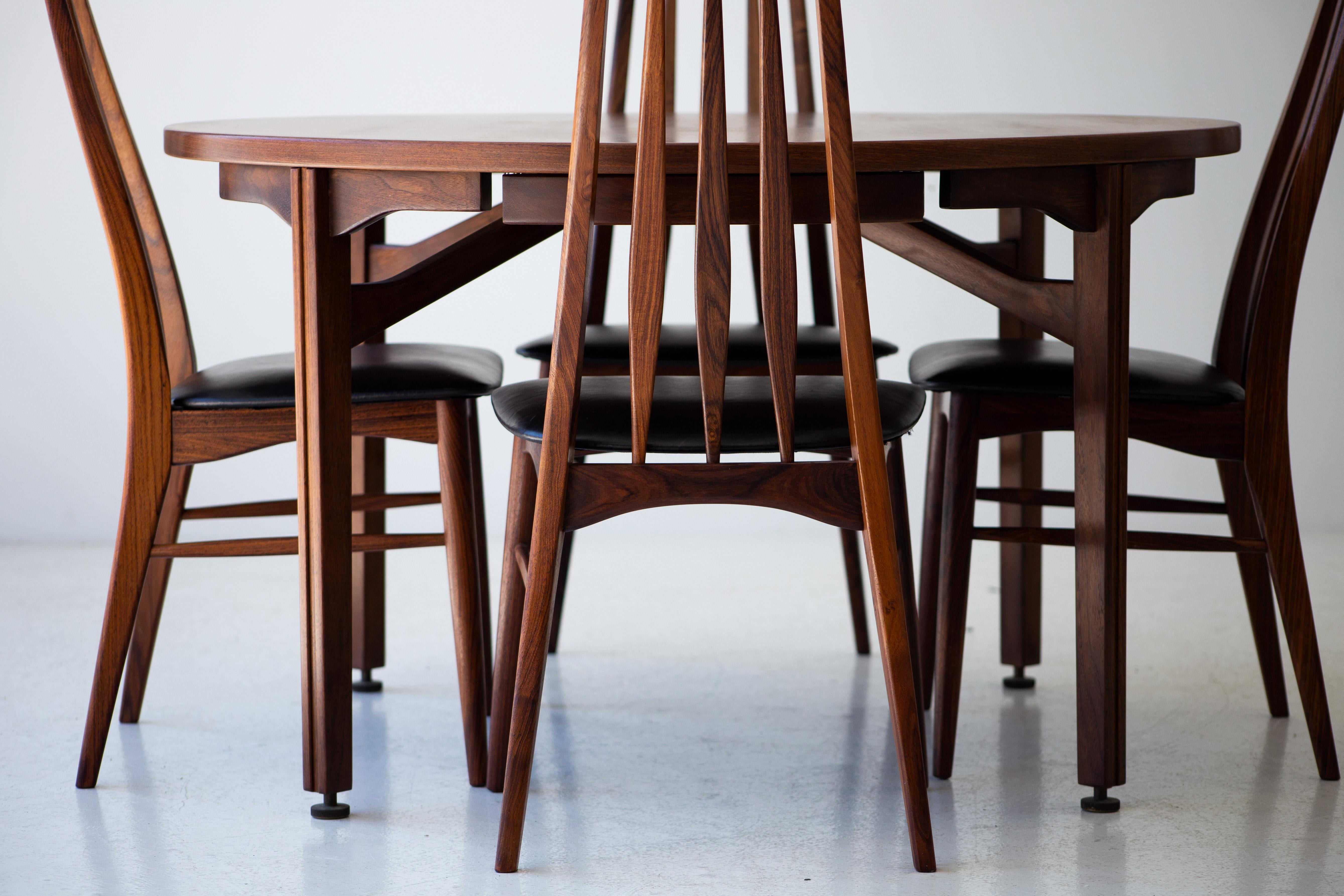 Walnut Jens Risom Dining Table for Jens Risom Design Inc