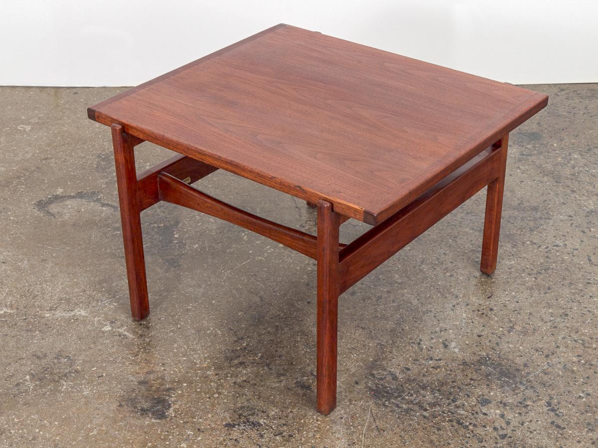 Mid-20th Century Jens Risom End Table