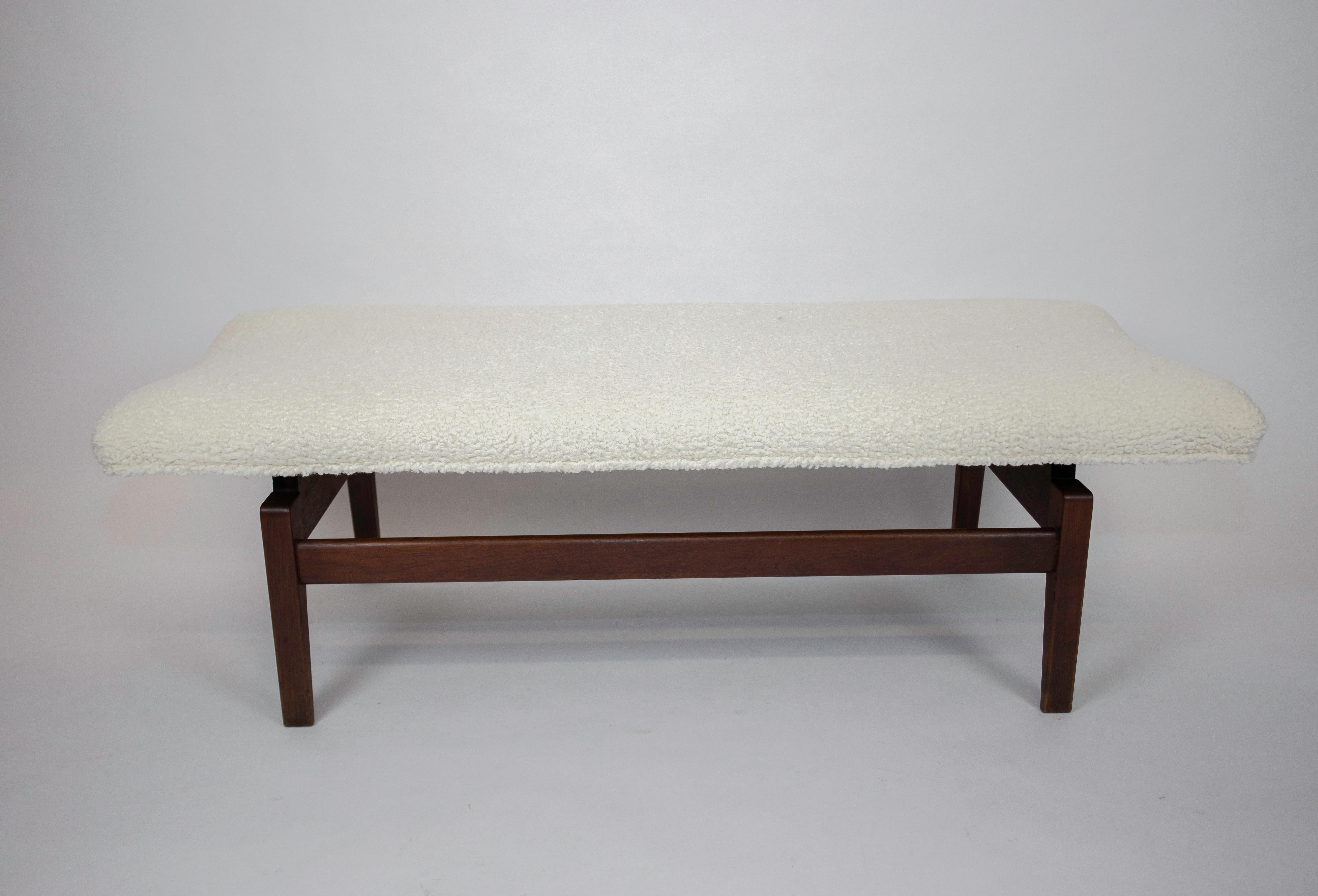 Jens Risom Floating Bench Model T621 For Sale 1