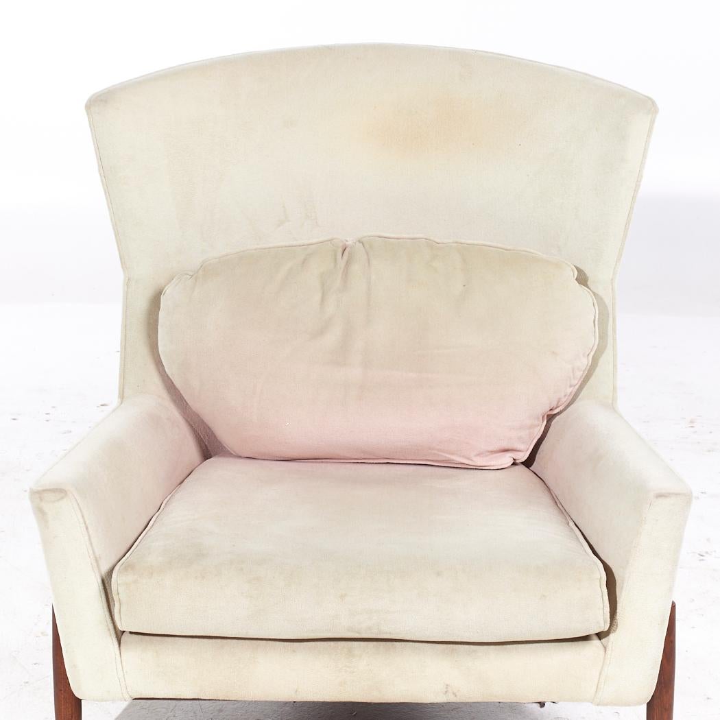 Jens Risom para Jens Risom Design Silla grande de nogal de mediados de siglo en venta 2