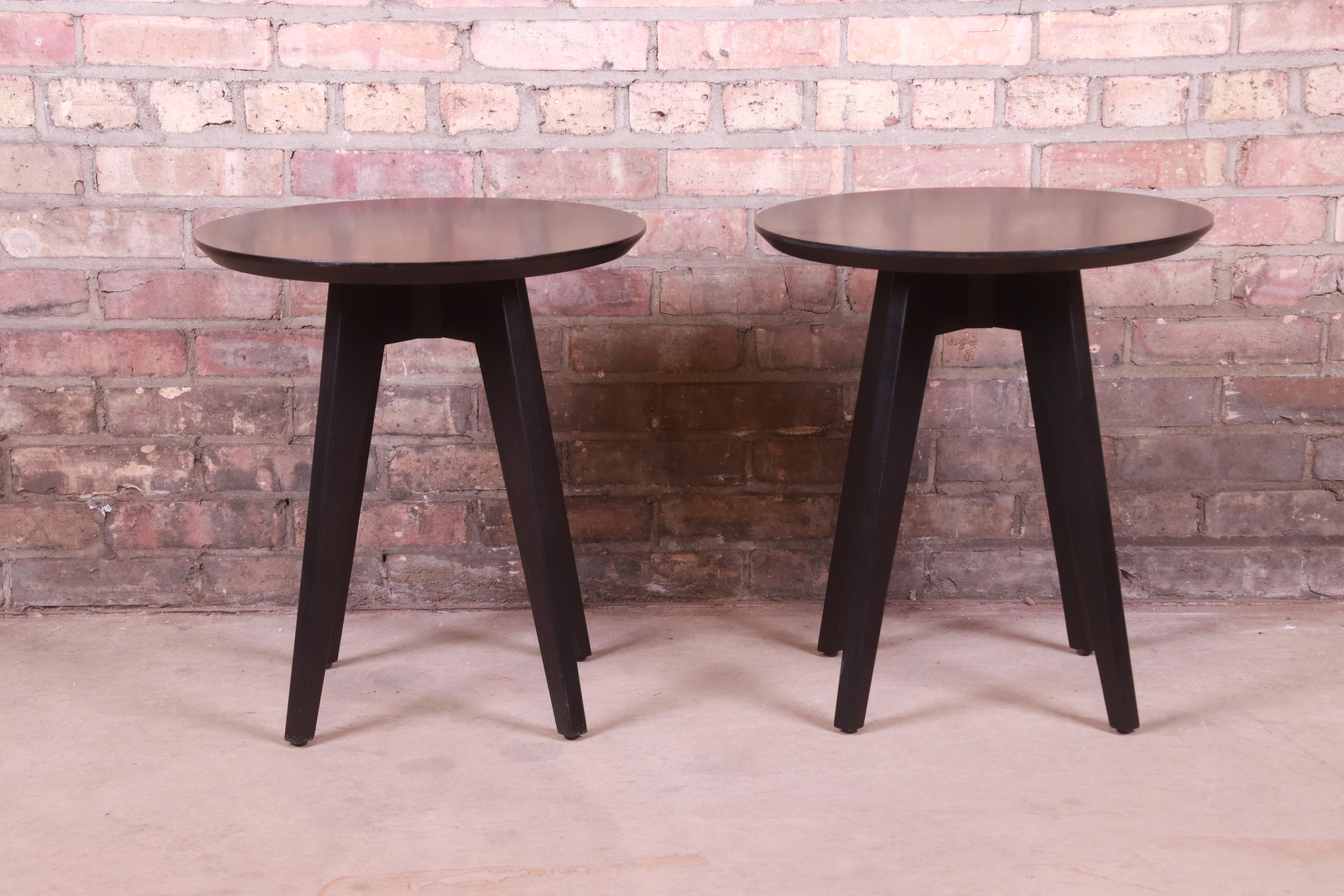 Jens Risom for Knoll Mid-Century Modern Black Lacquered Side Tables, Pair 3