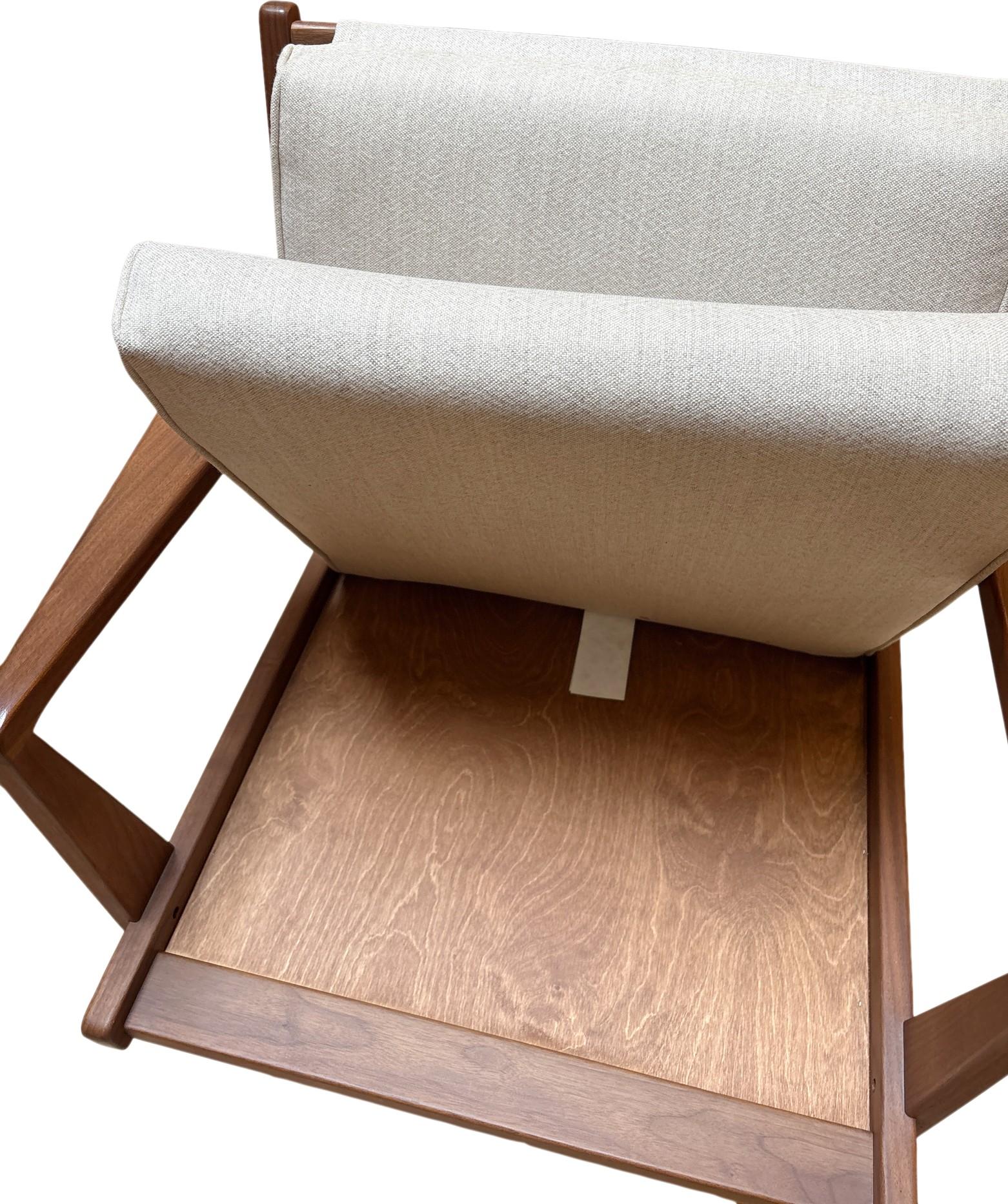 Chaise longue en noyer 