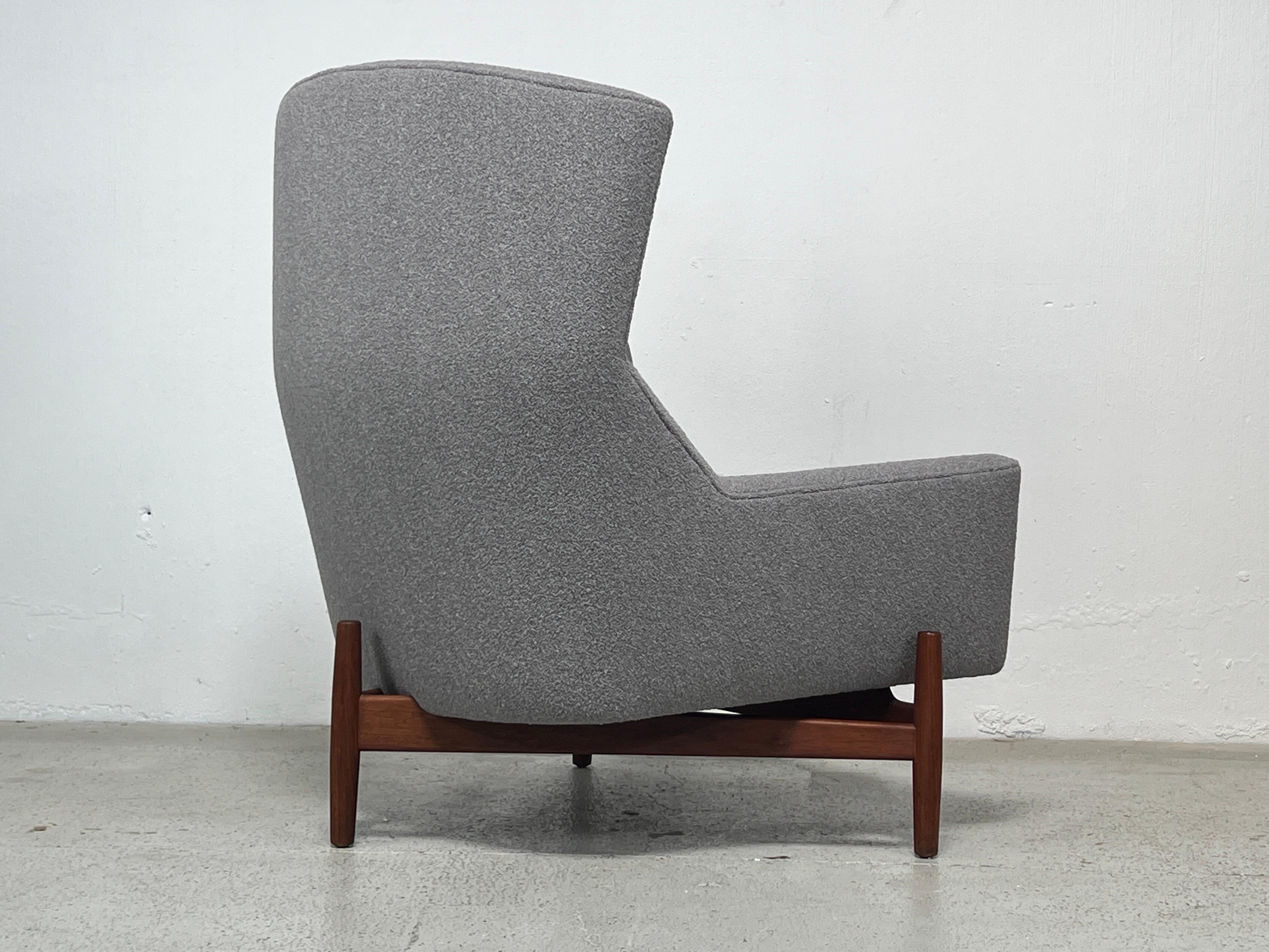 Jens Risom Large Lounge Chair For Sale 5