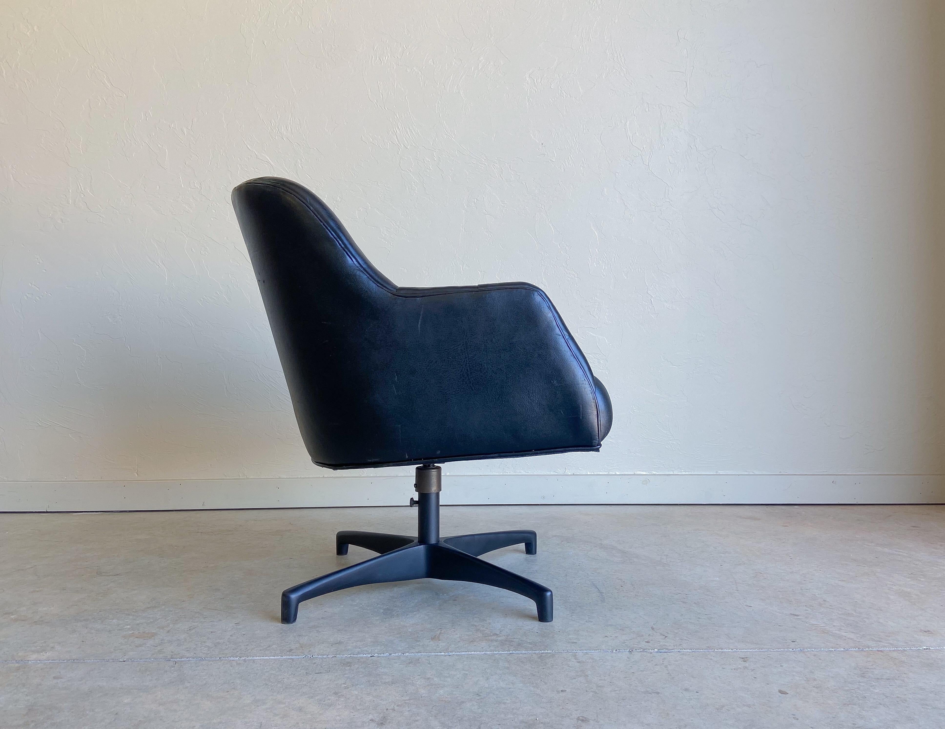 American Jens Risom Leather Swivel Chair for B.L Marble, 1960's