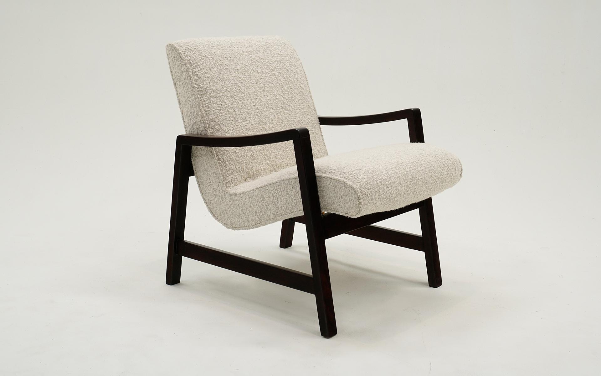 Jens Risom, Loungesessel für Knoll.  Fachmännisch restauriert in Off-White Bouclé (Moderne der Mitte des Jahrhunderts) im Angebot