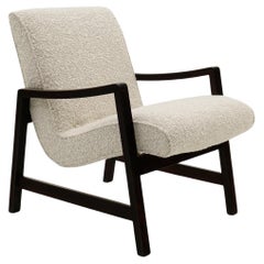 Jens Risom Lounge Chair for Knoll.  Expertly Restored in Off White Boucle