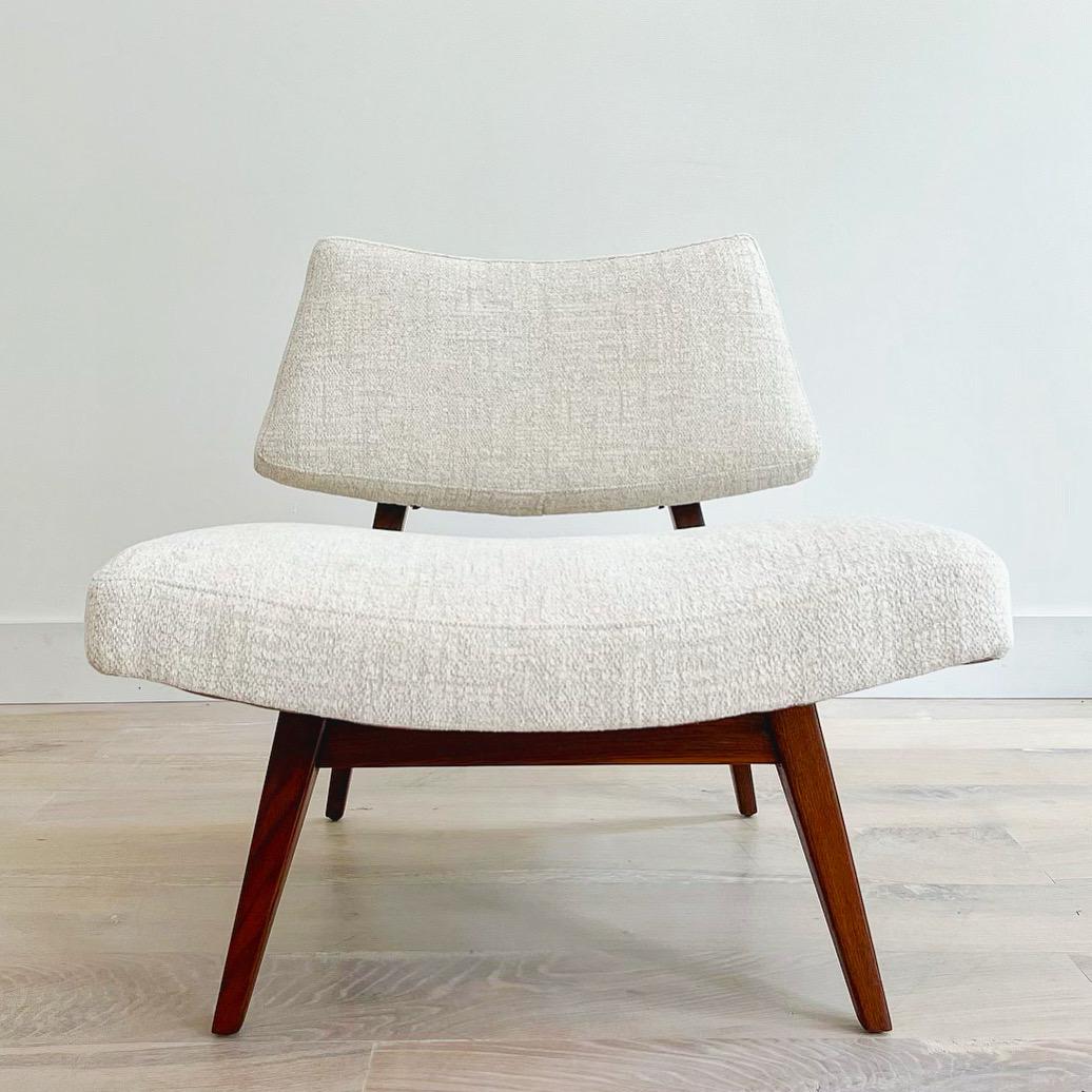 Jens Risom Lounge Chair Model U416, Midcentury Low Slipper in Walnut + Boucle 5